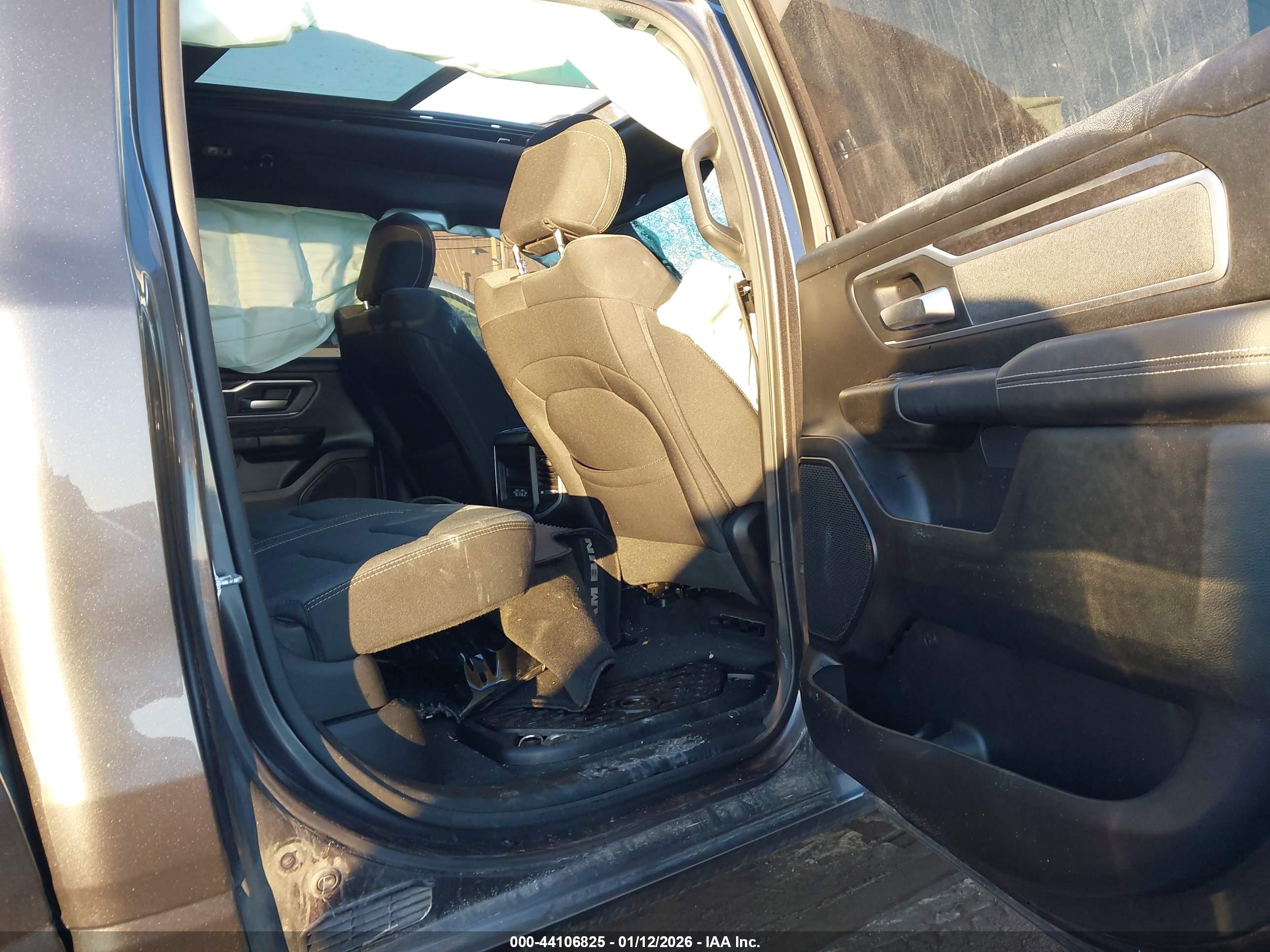 RAM 1500 image 8