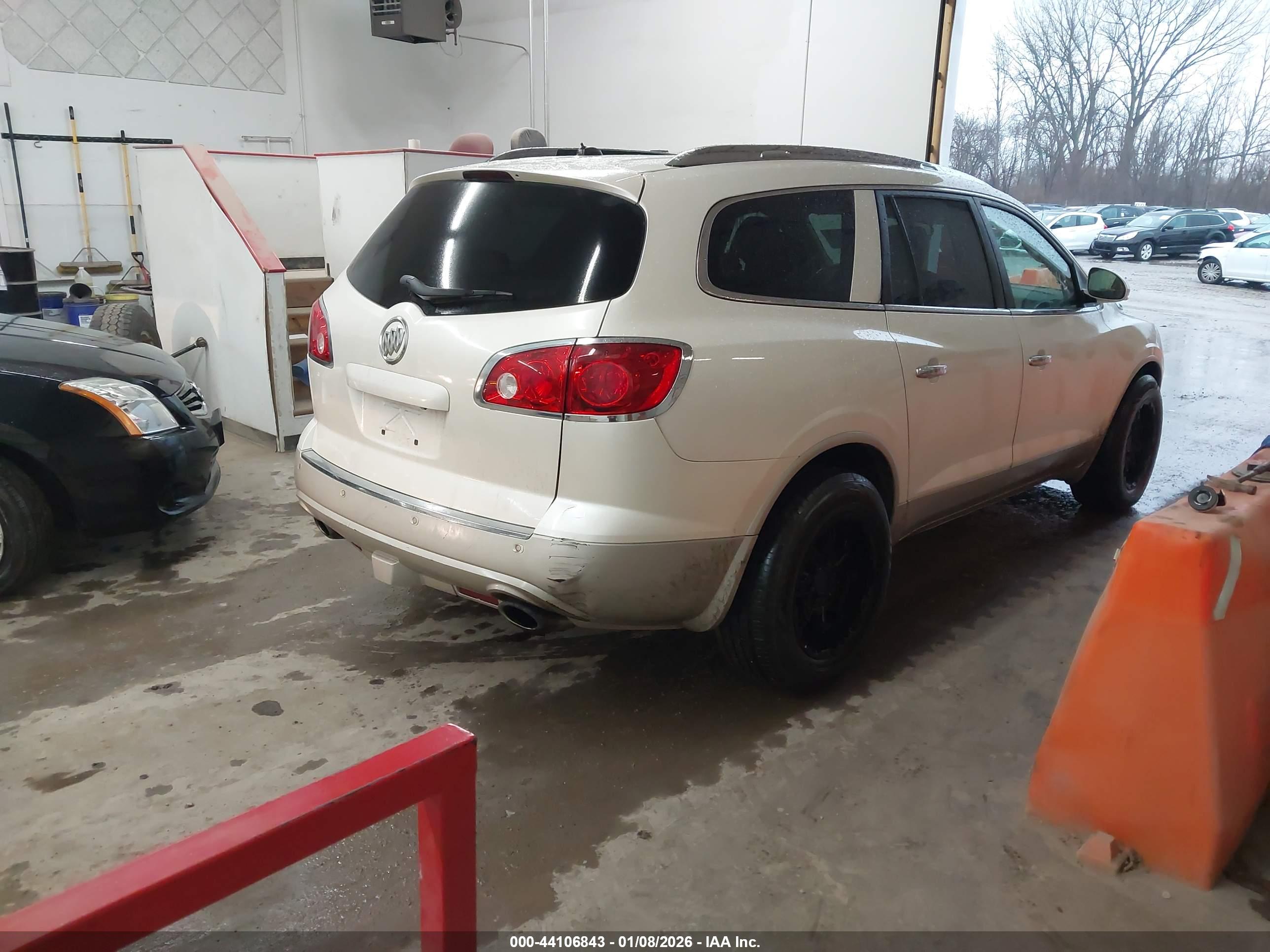 BUICK ENCLAVE image 4