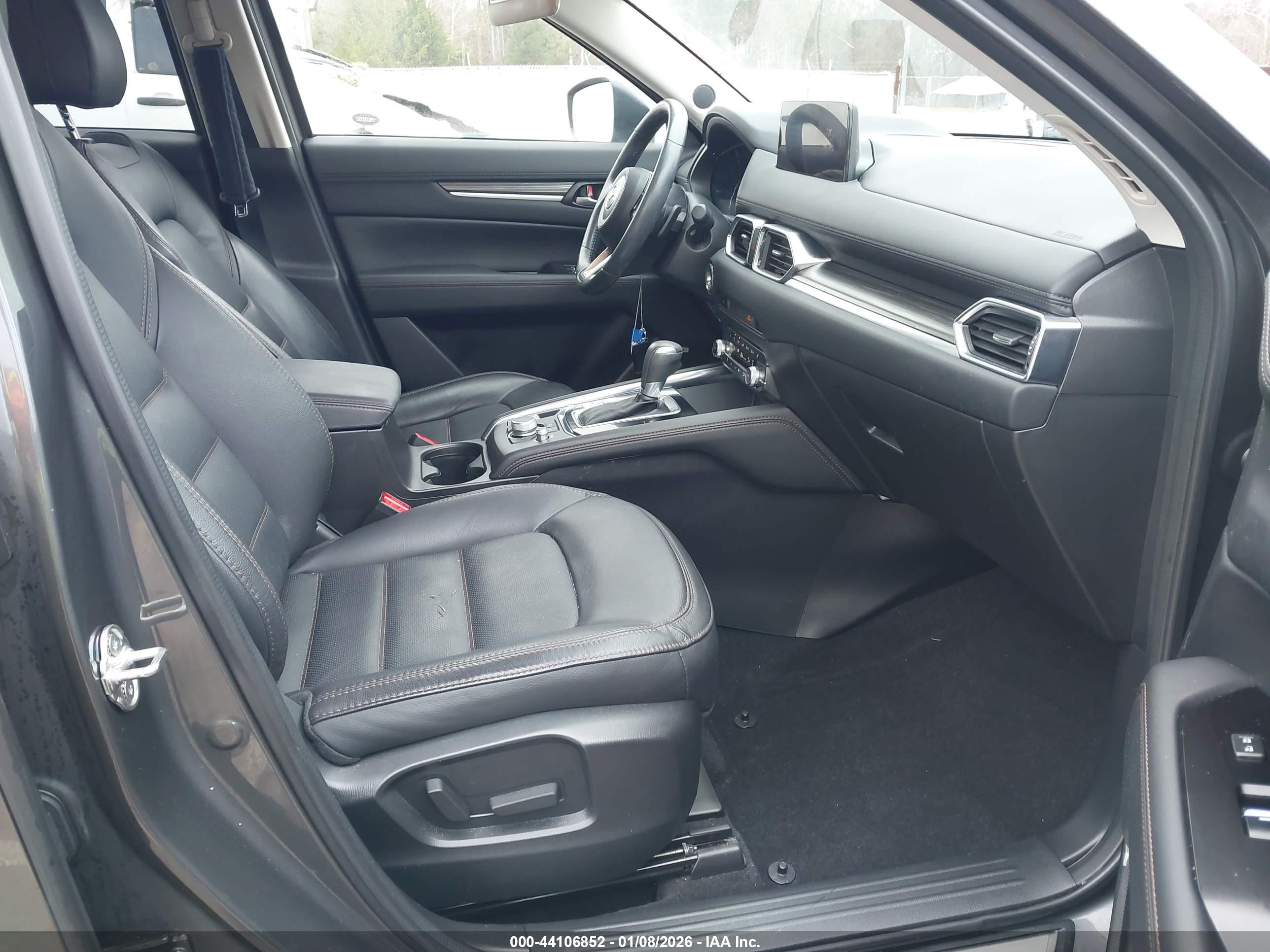 MAZDA CX-5 image 5