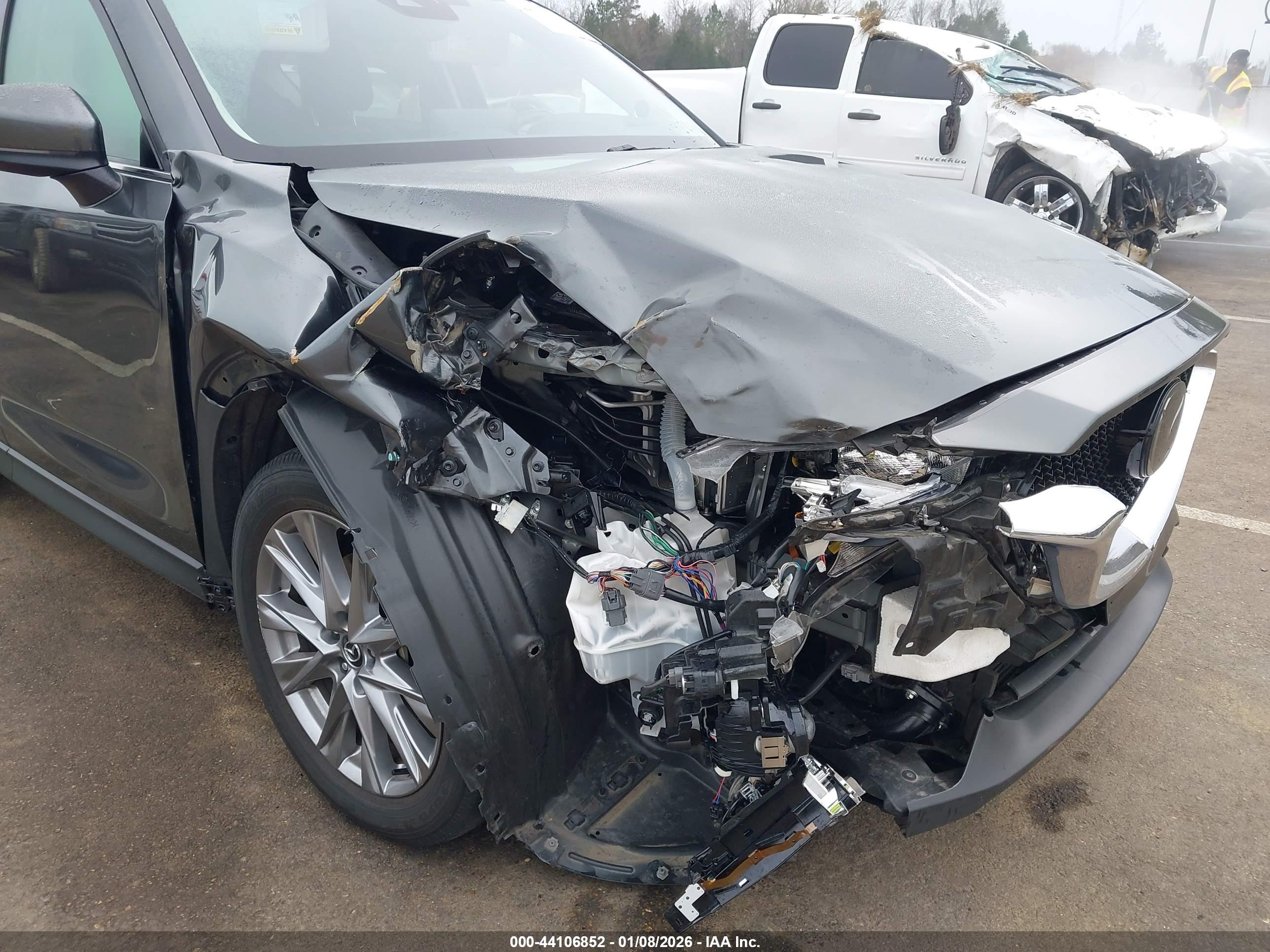 MAZDA CX-5 image 6