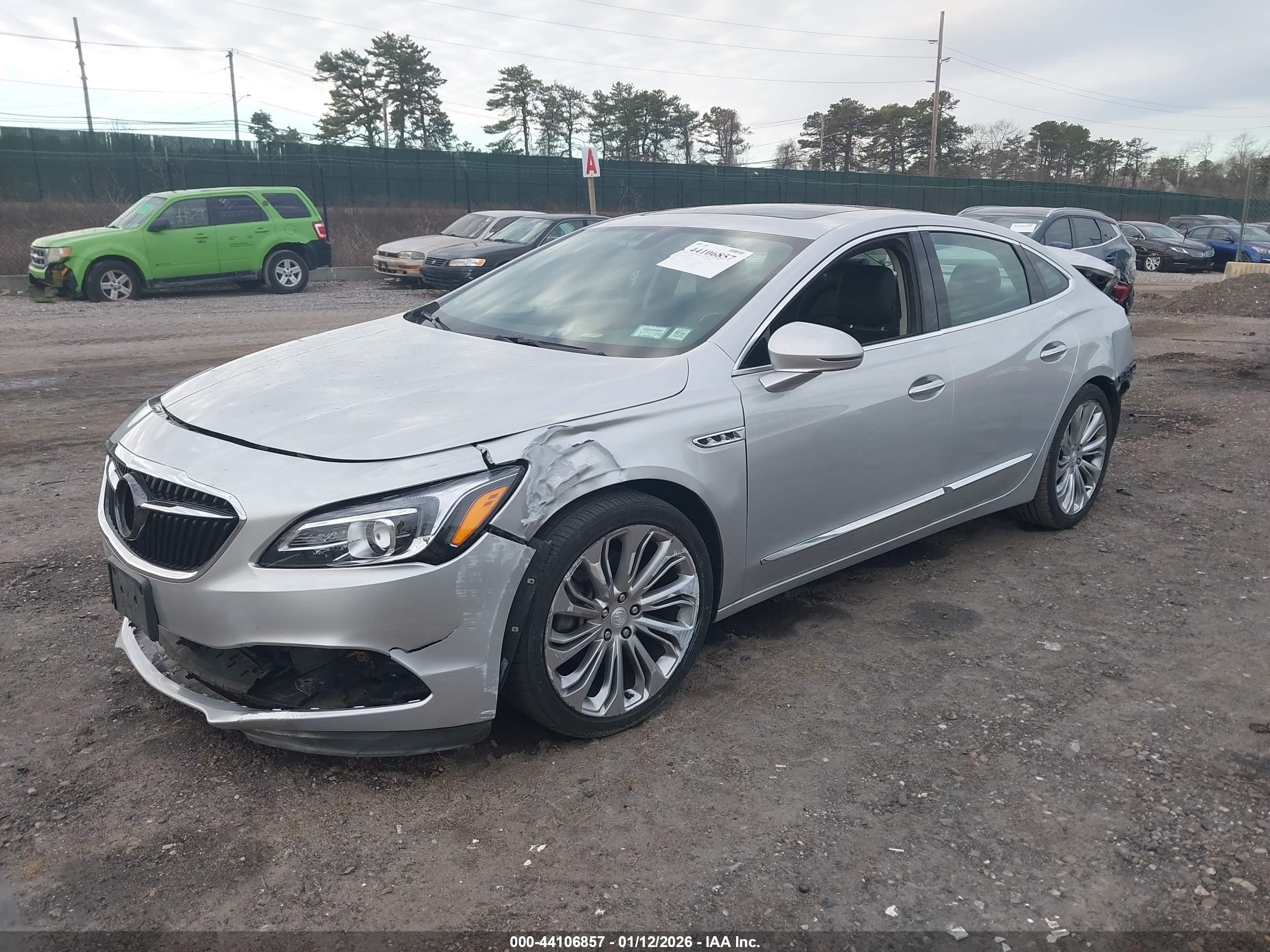 BUICK LACROSSE image 2