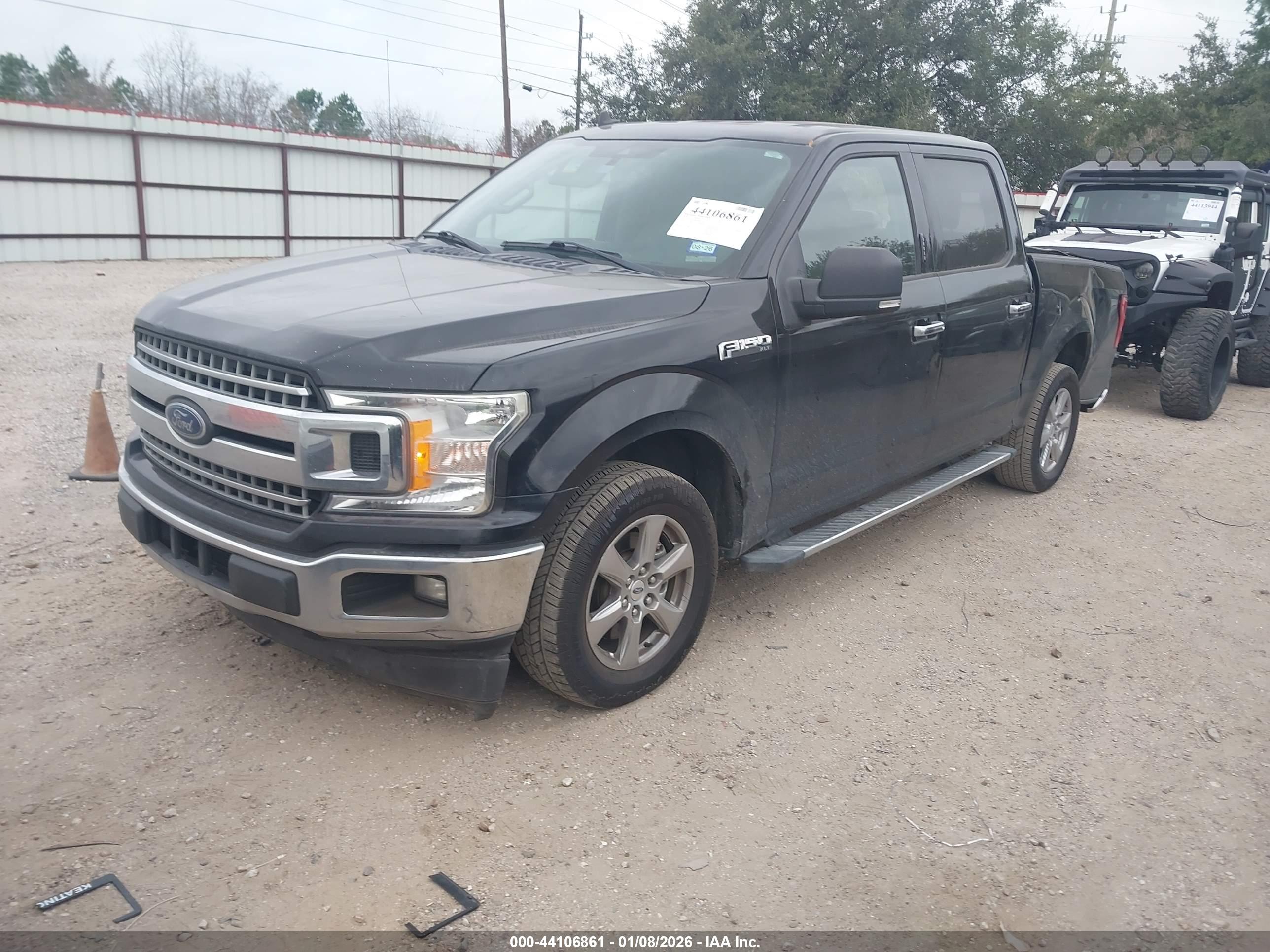 FORD F-150 image 2