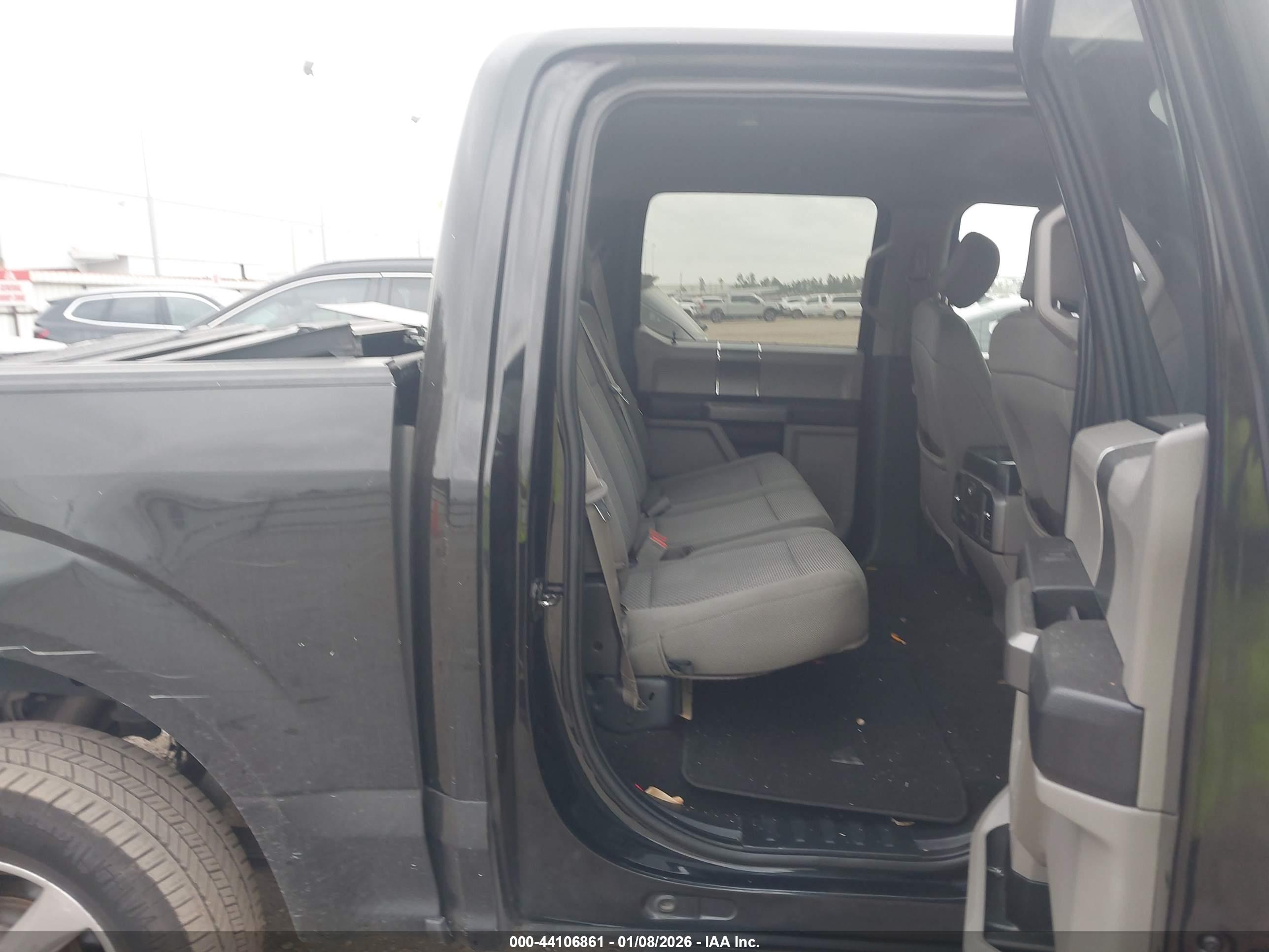 FORD F-150 image 8