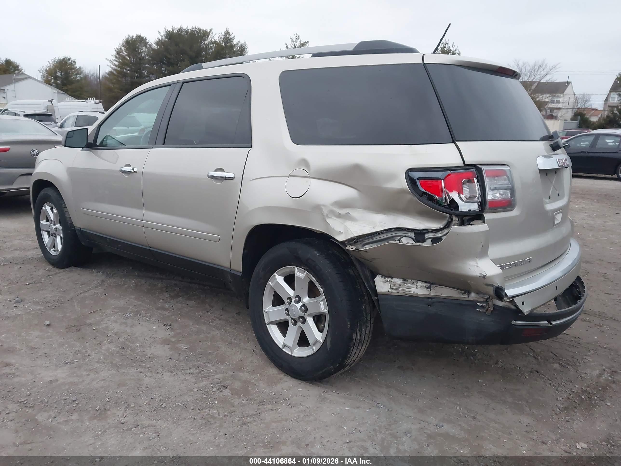 GMC ACADIA image 3