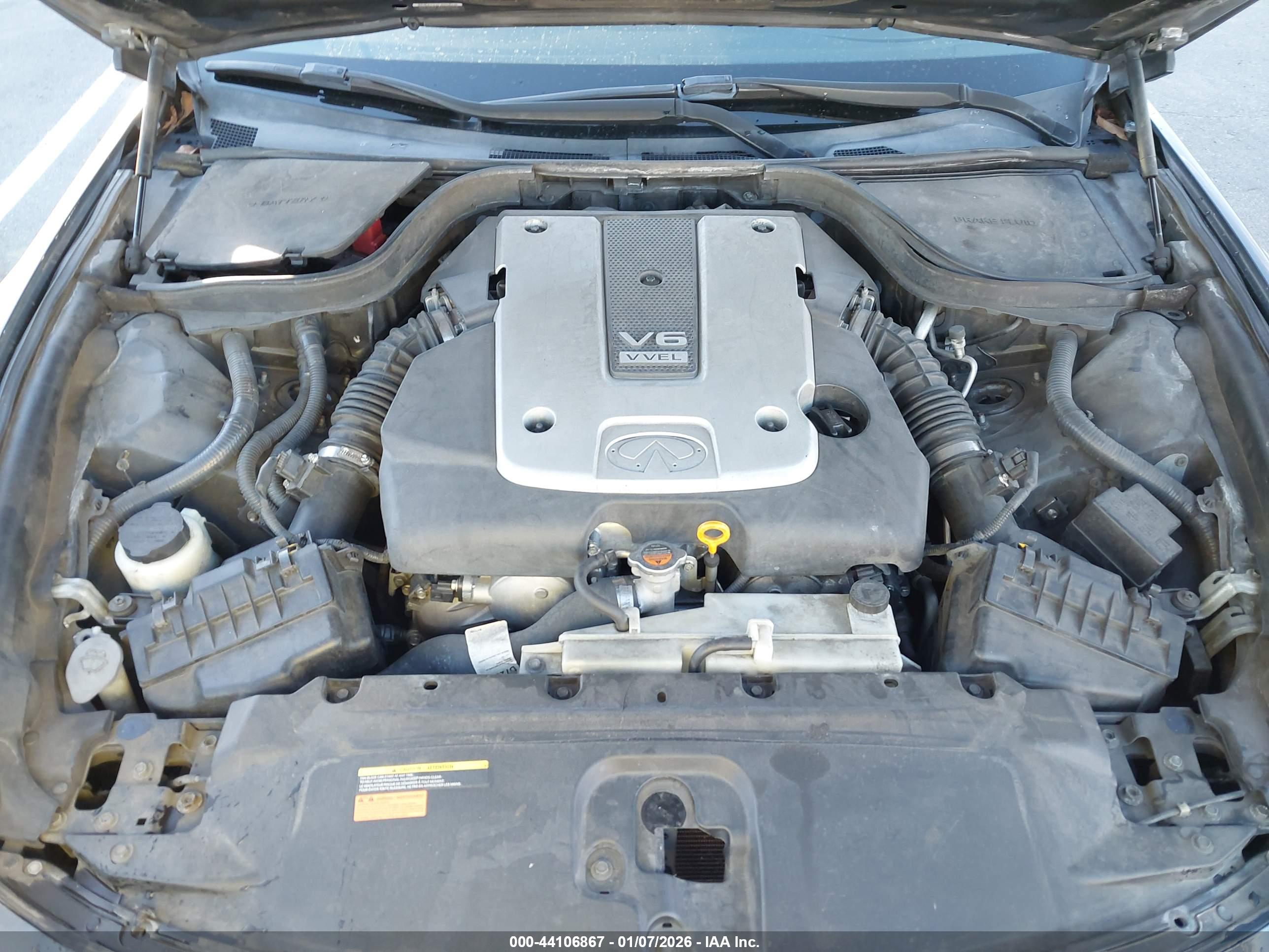 INFINITI Q60 image 10