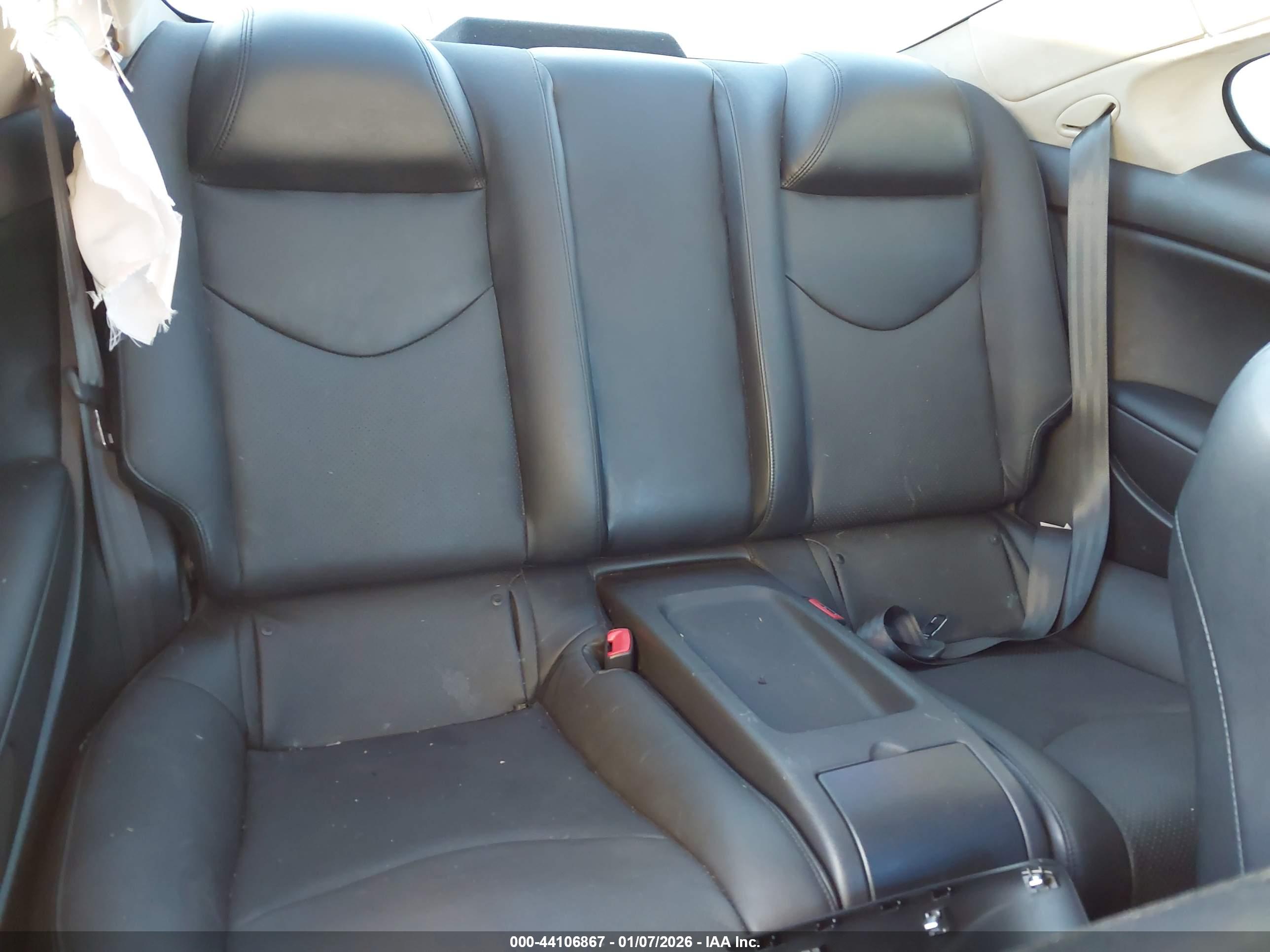 INFINITI Q60 image 8