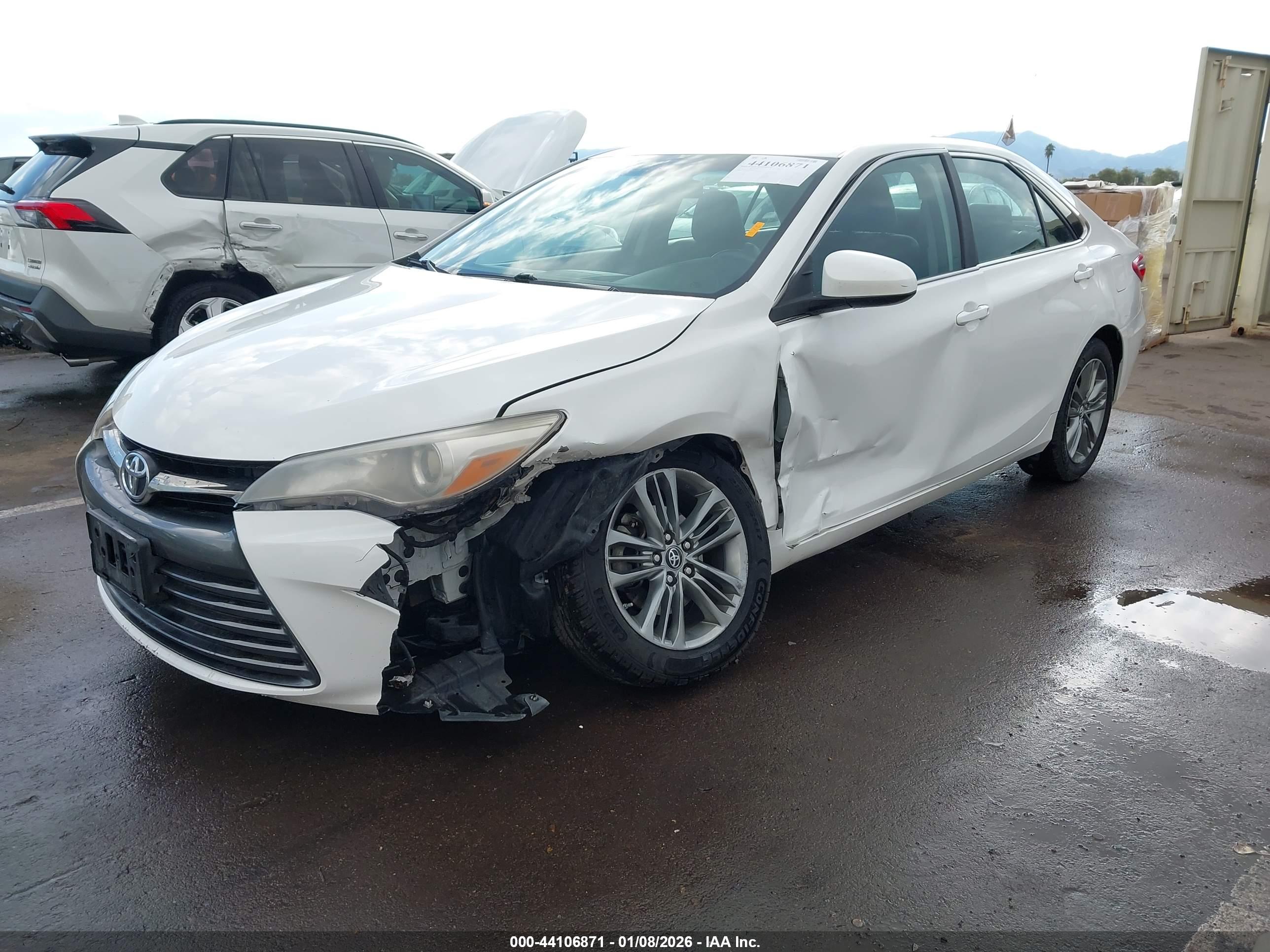 TOYOTA CAMRY image 6
