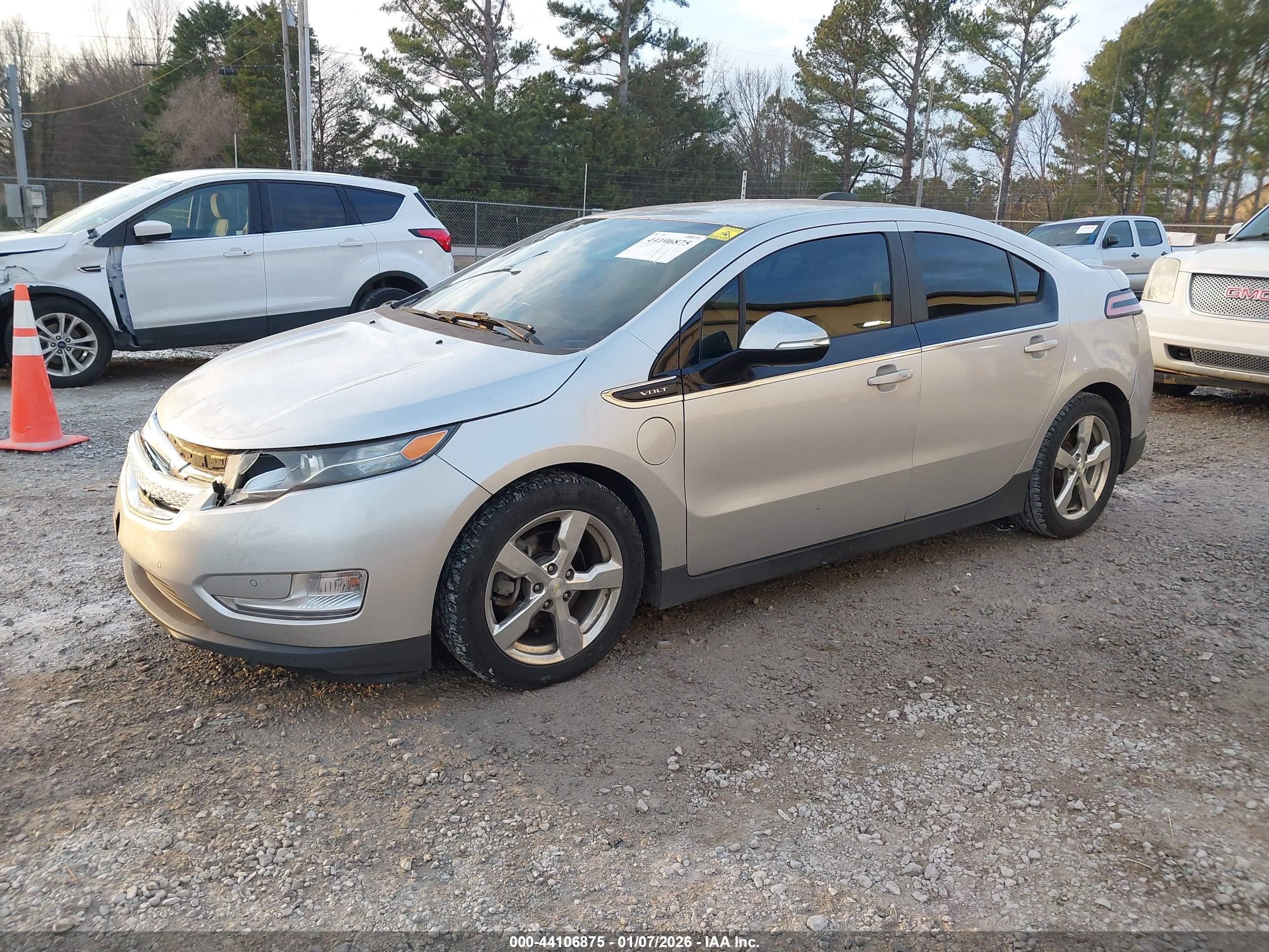 CHEVROLET VOLT image 2