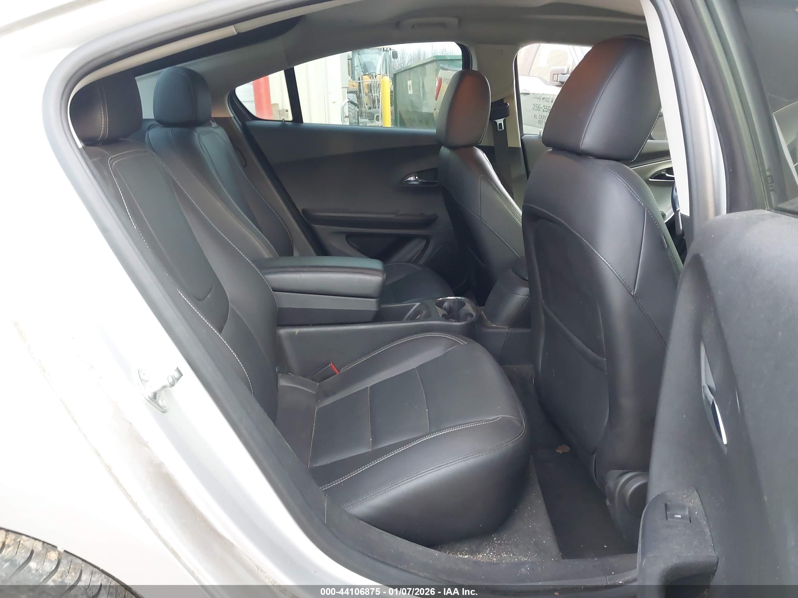 CHEVROLET VOLT image 8