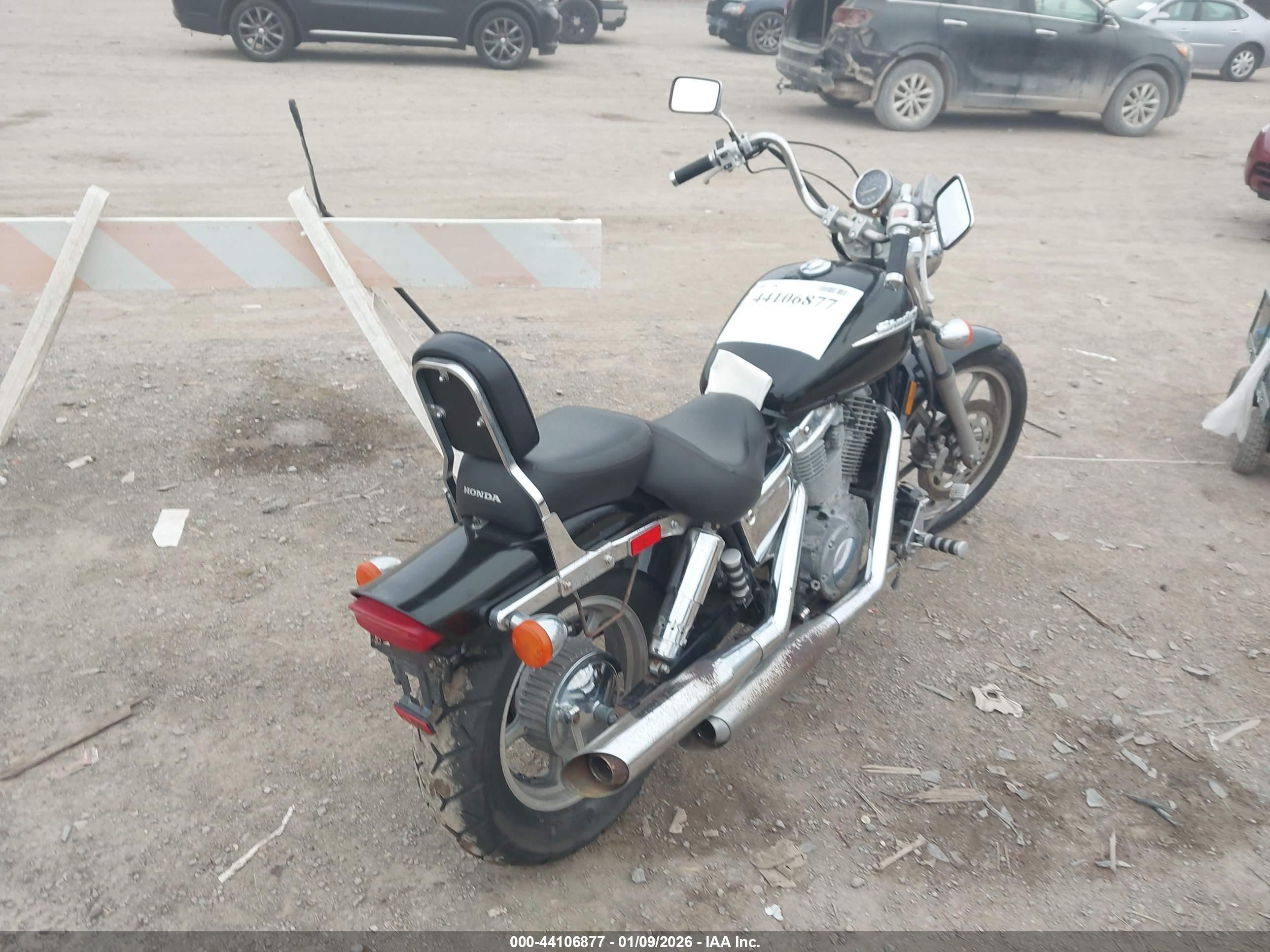 HONDA VT1100 image 4