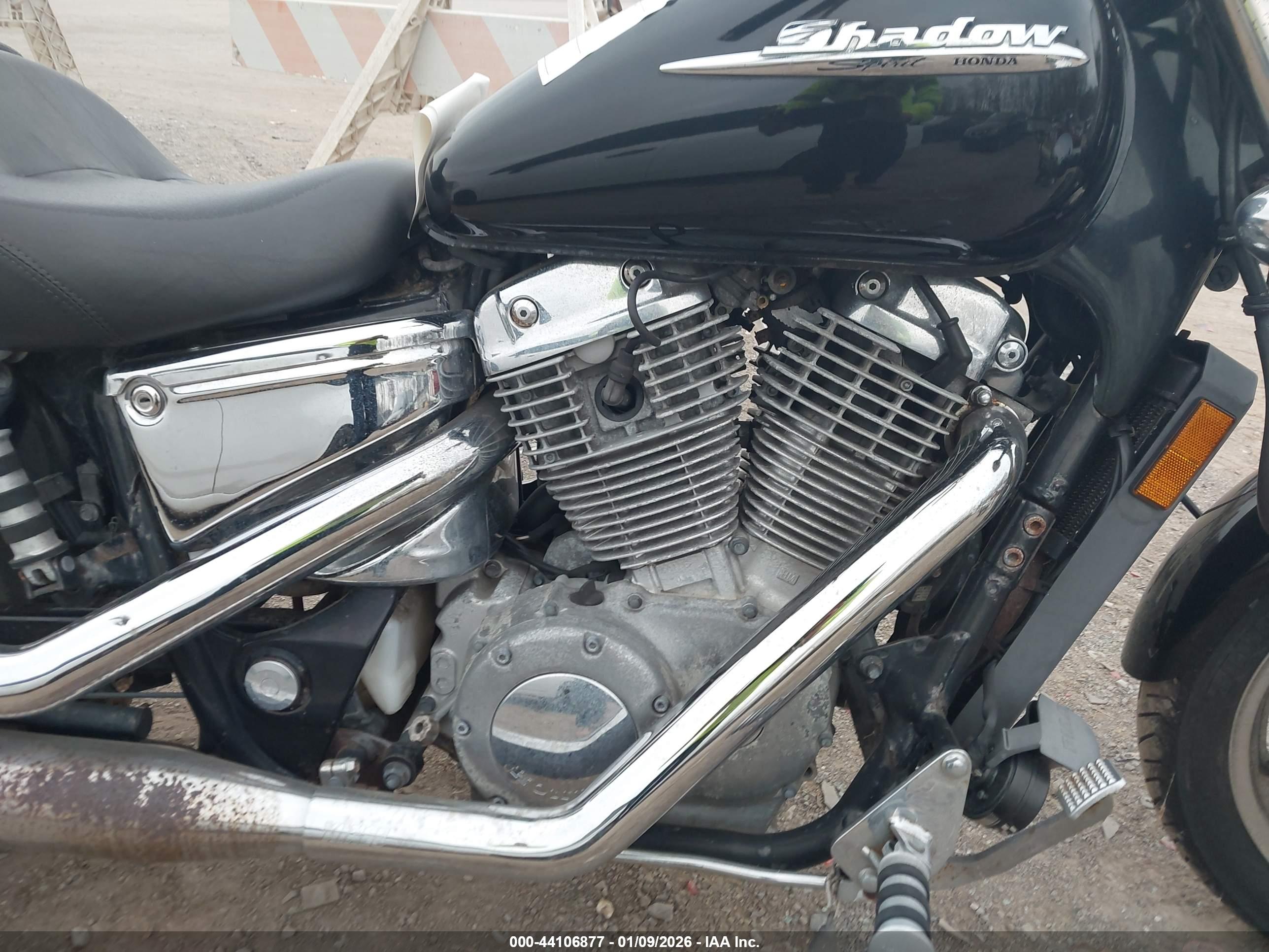 HONDA VT1100 image 8
