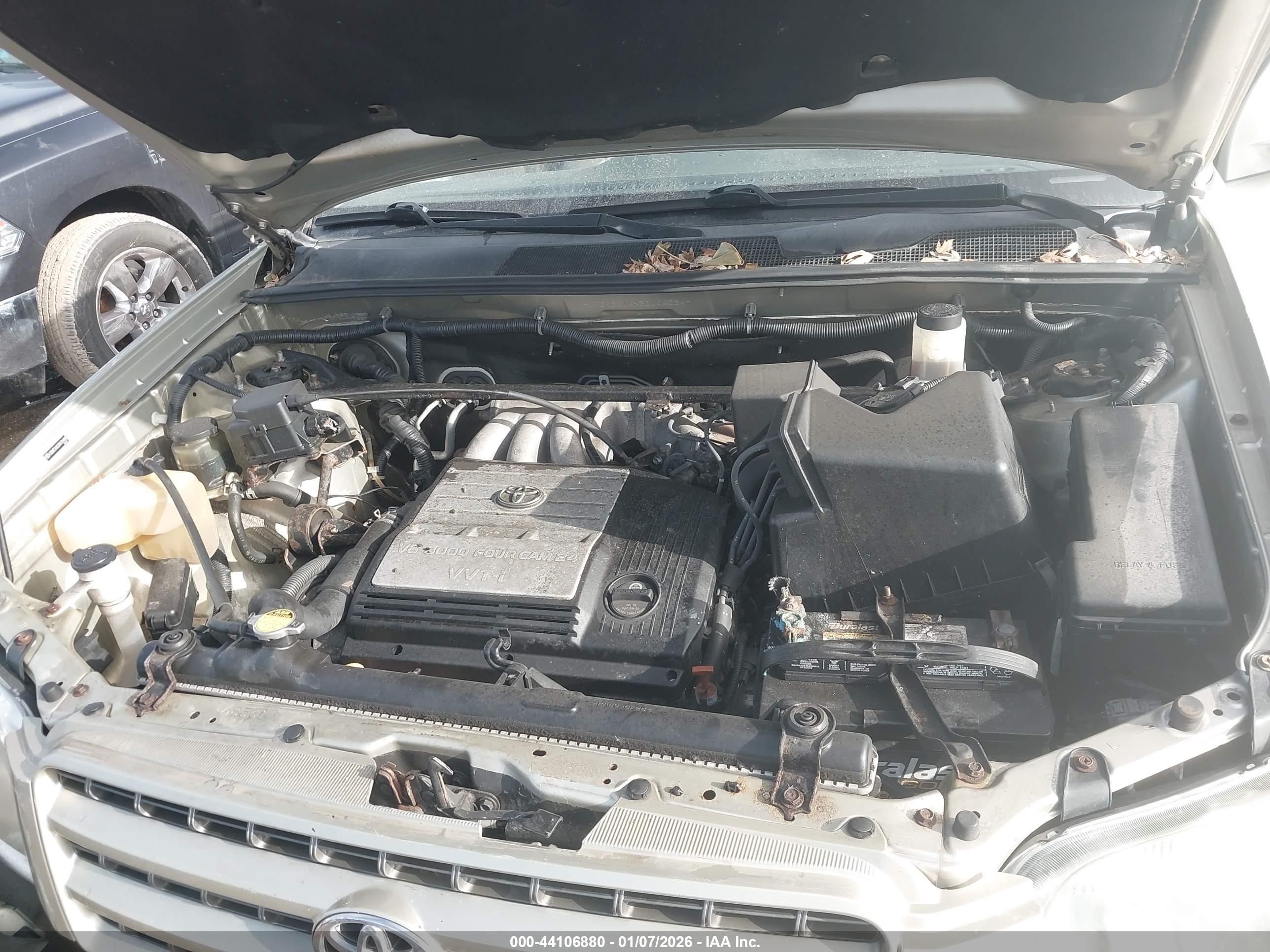 TOYOTA HIGHLANDER image 10