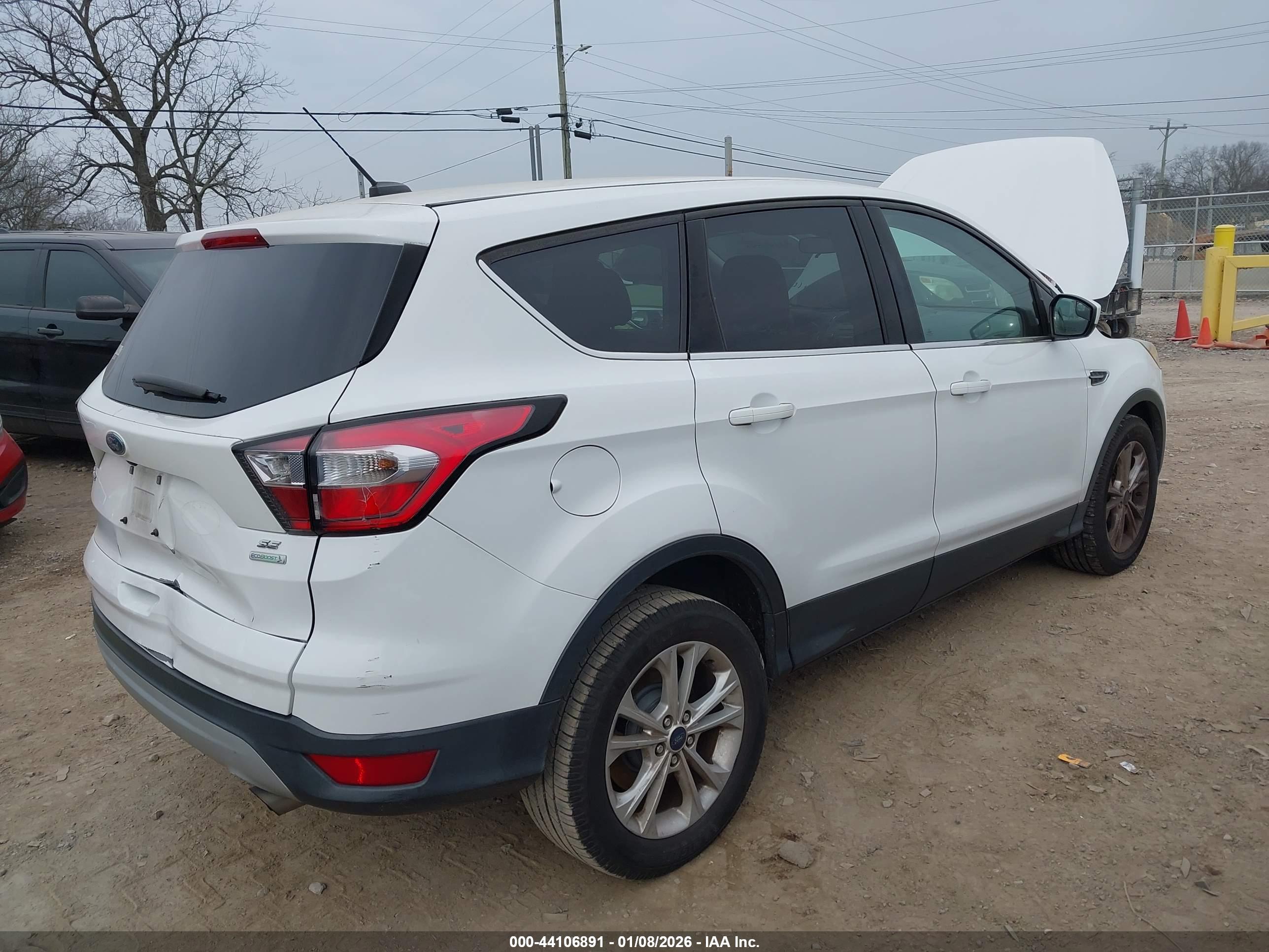 FORD ESCAPE image 4