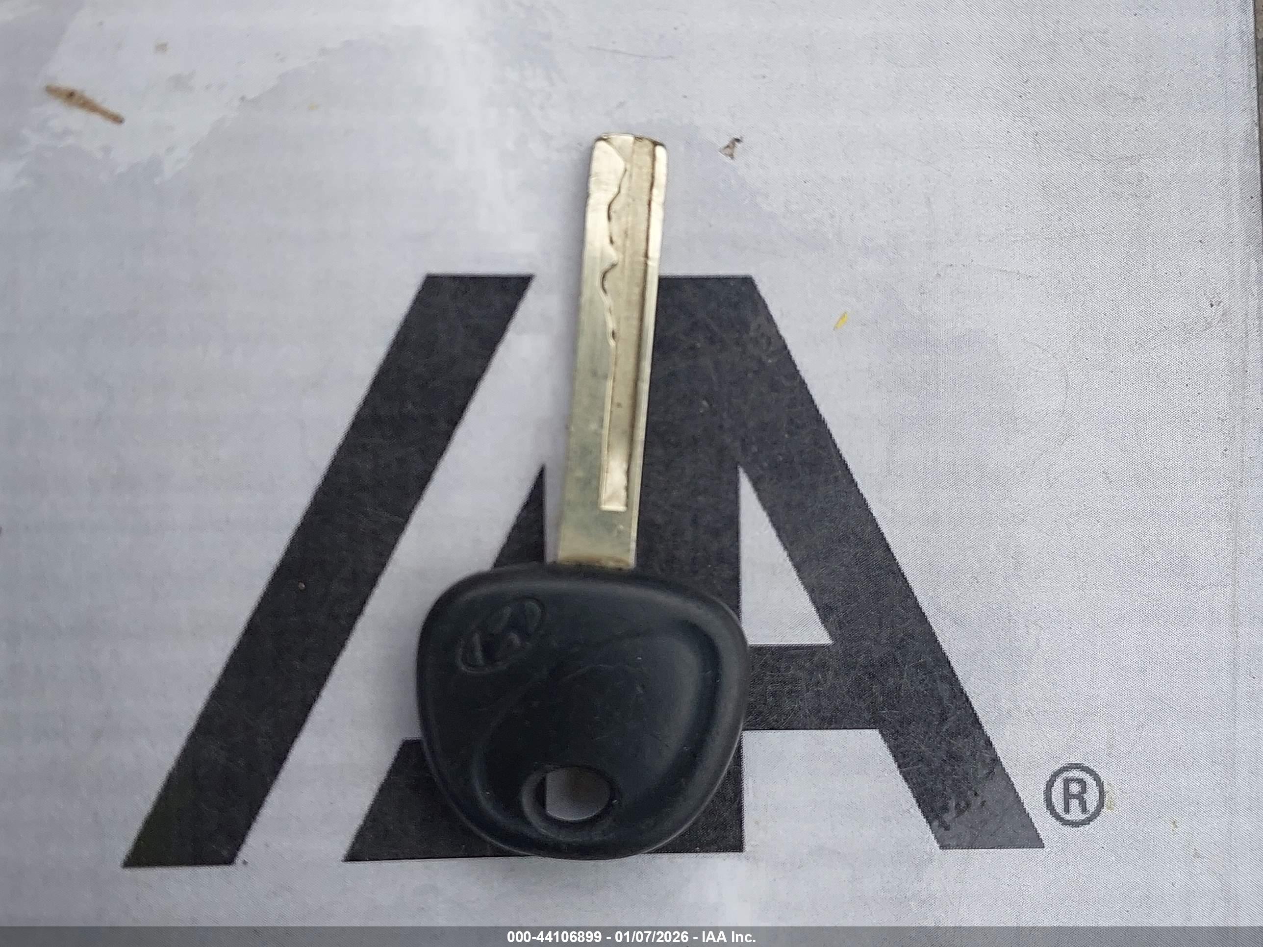 HYUNDAI ACCENT image 11