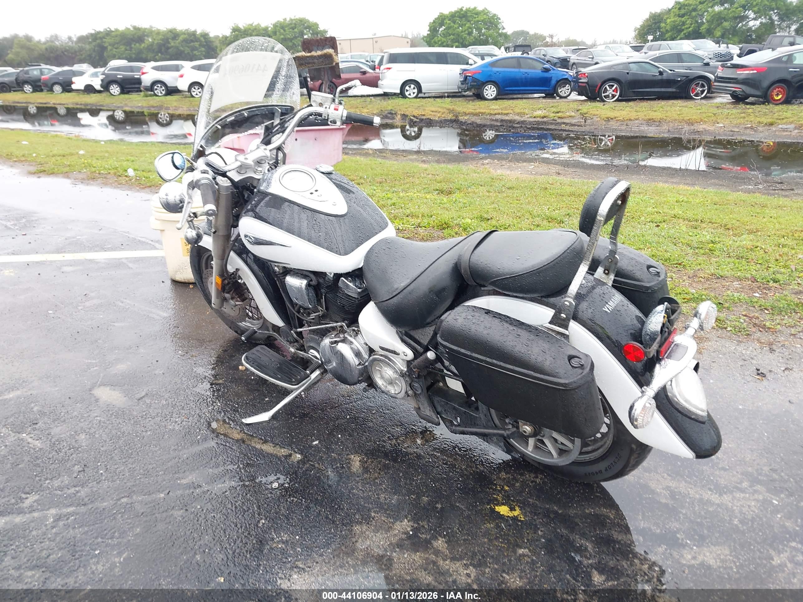 YAMAHA XV1700 image 3