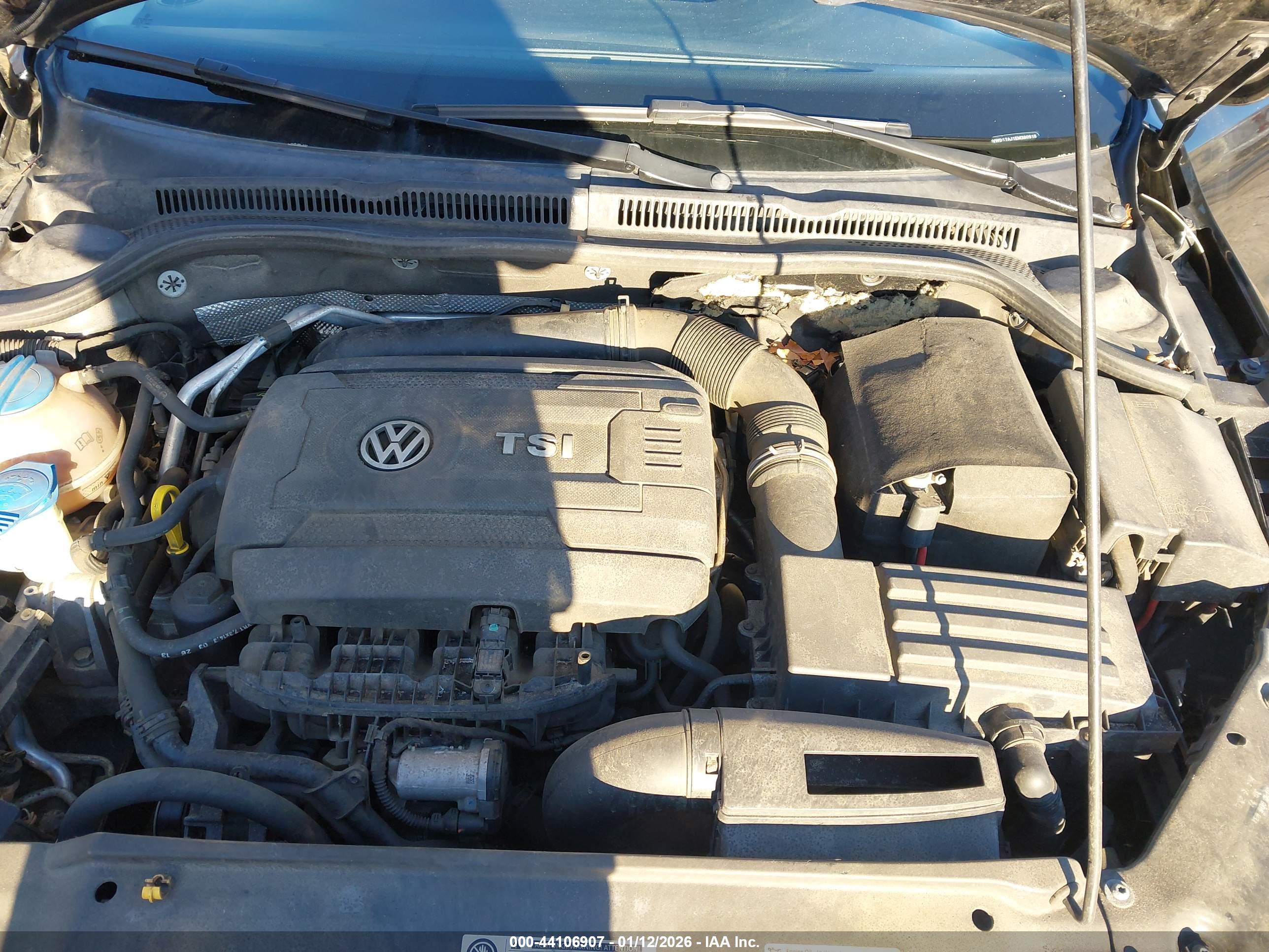 VOLKSWAGEN JETTA image 10