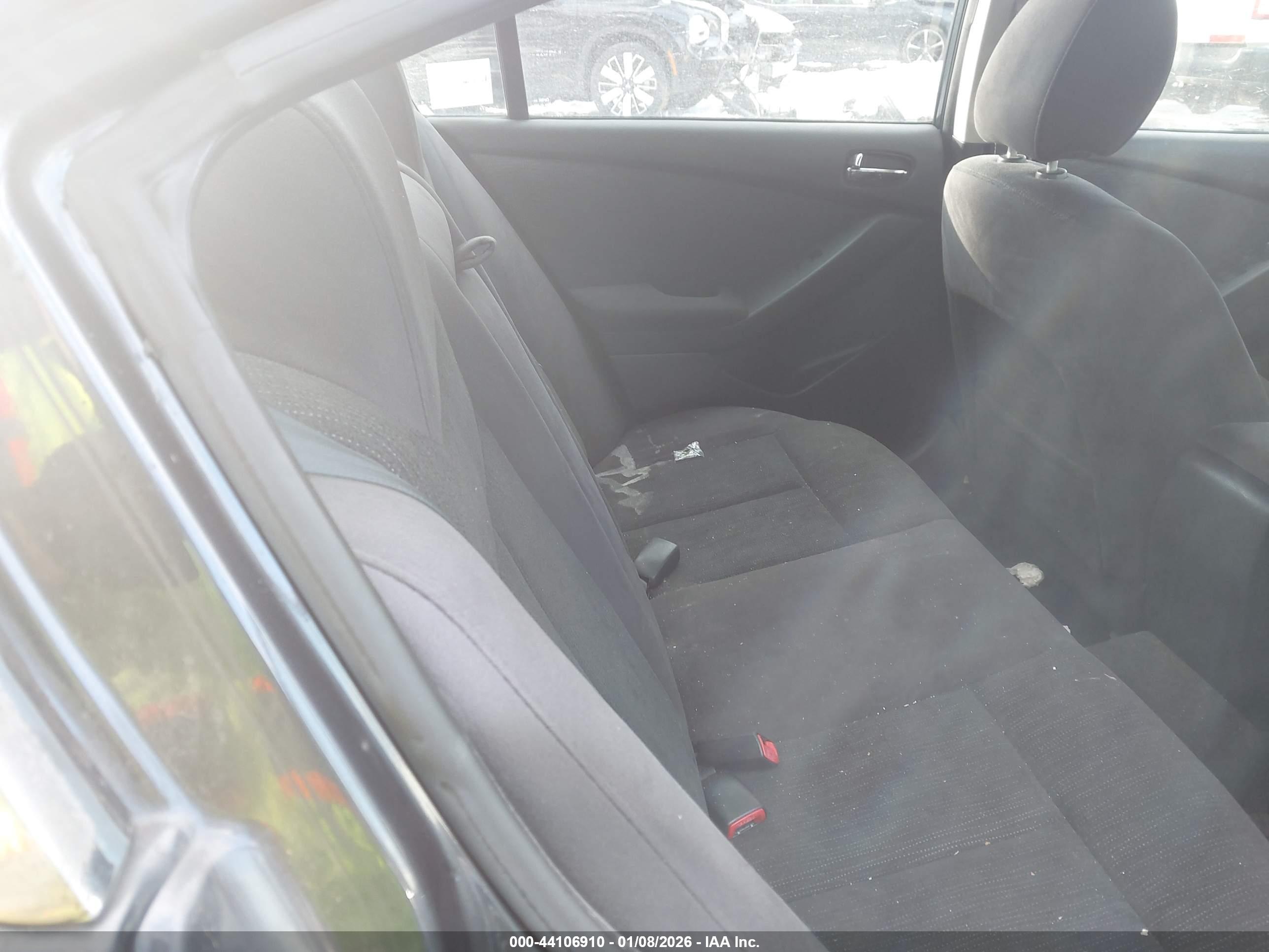 NISSAN ALTIMA image 8