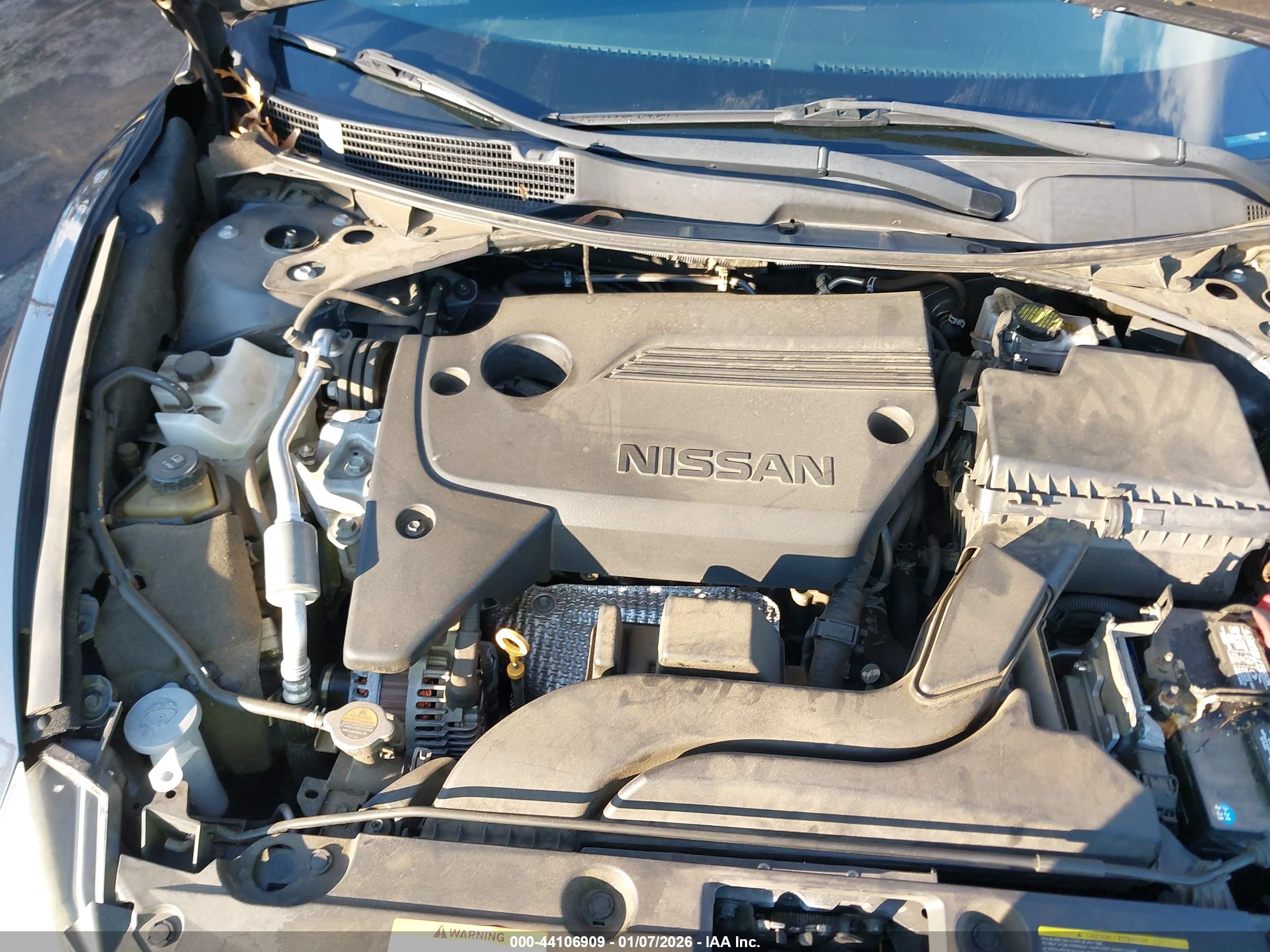NISSAN ALTIMA image 10
