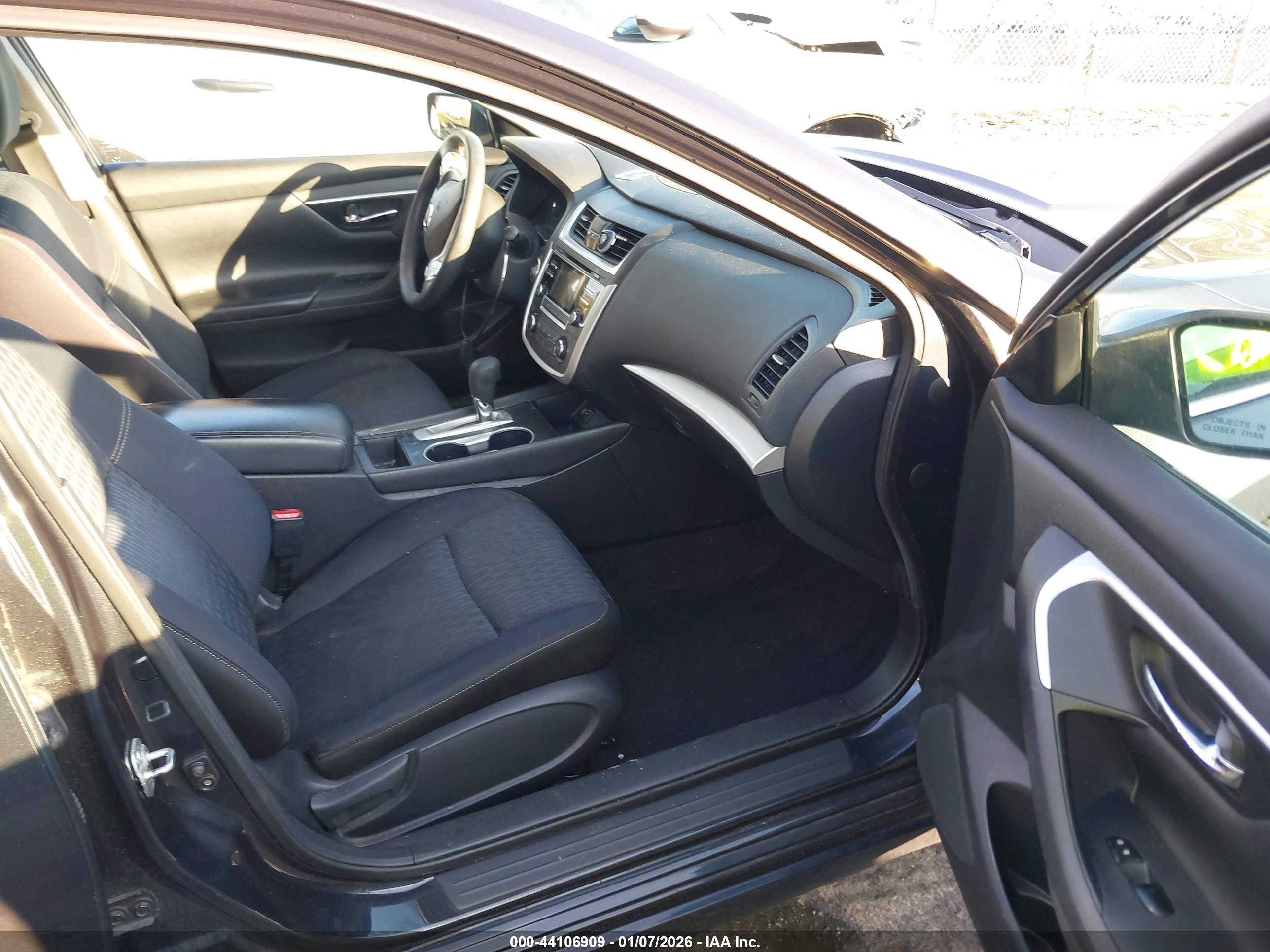 NISSAN ALTIMA image 5