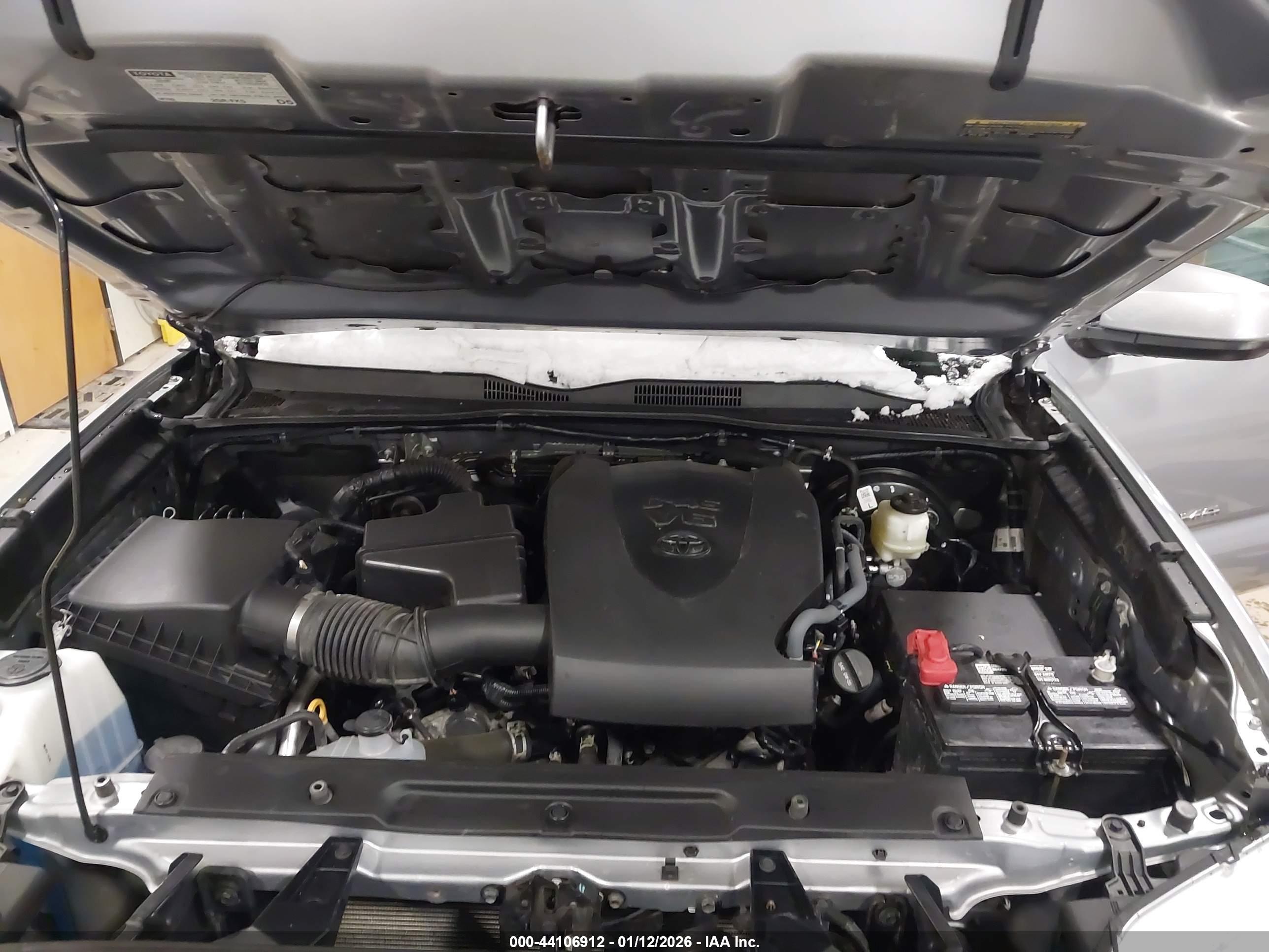 TOYOTA TACOMA image 10