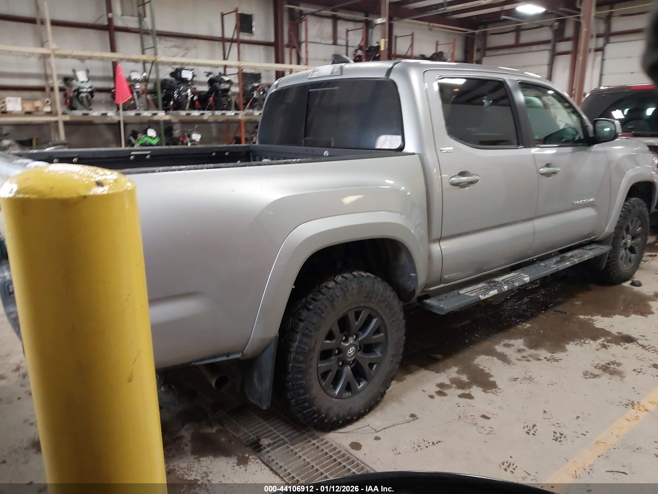 TOYOTA TACOMA image 4
