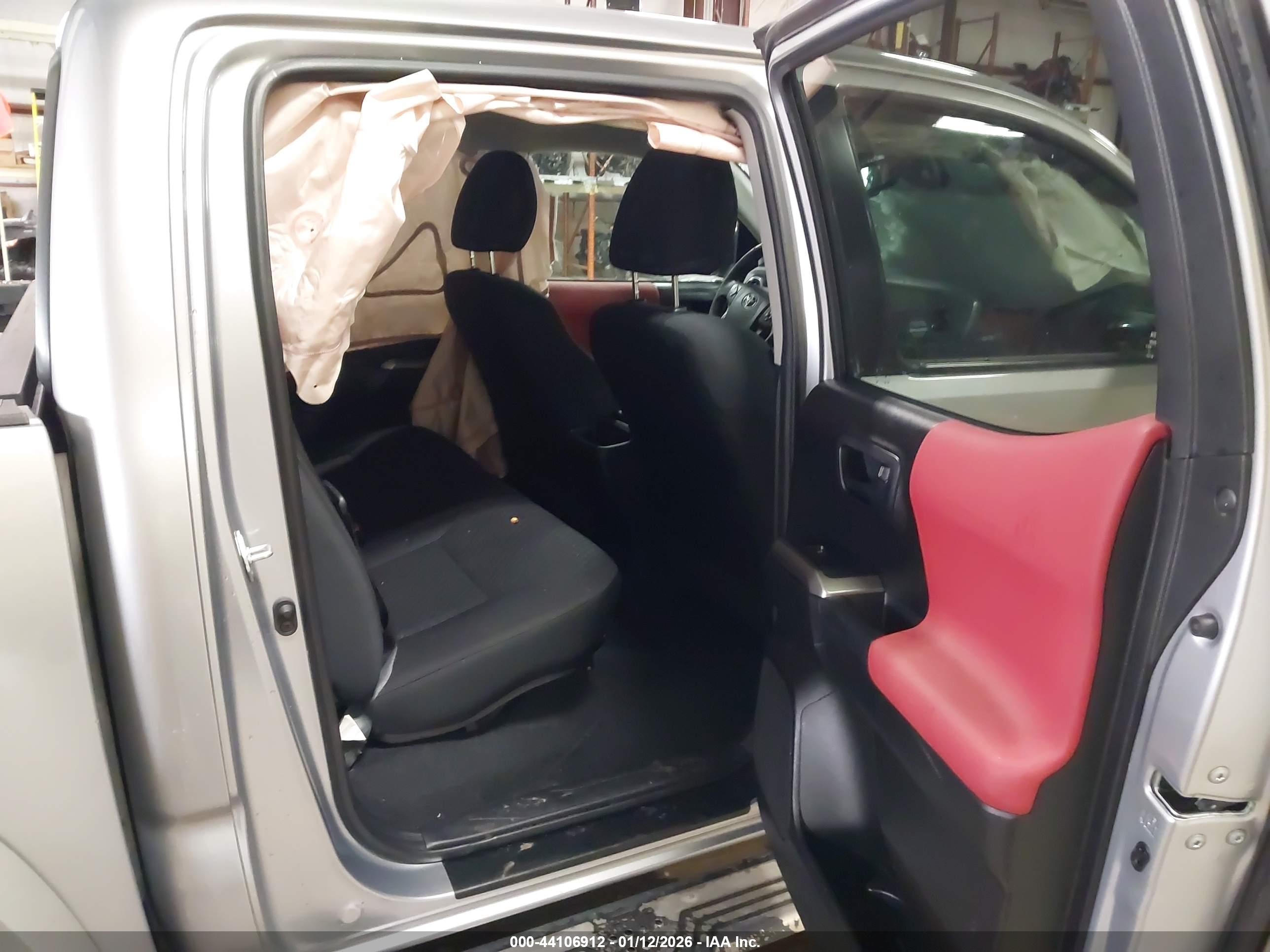 TOYOTA TACOMA image 8