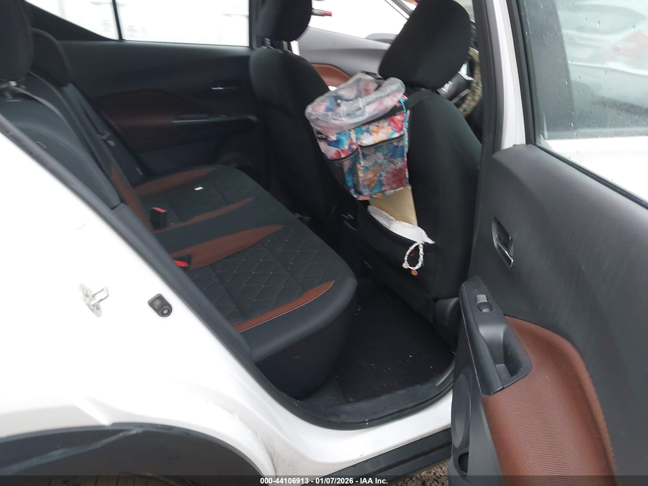 NISSAN KICKS image 8
