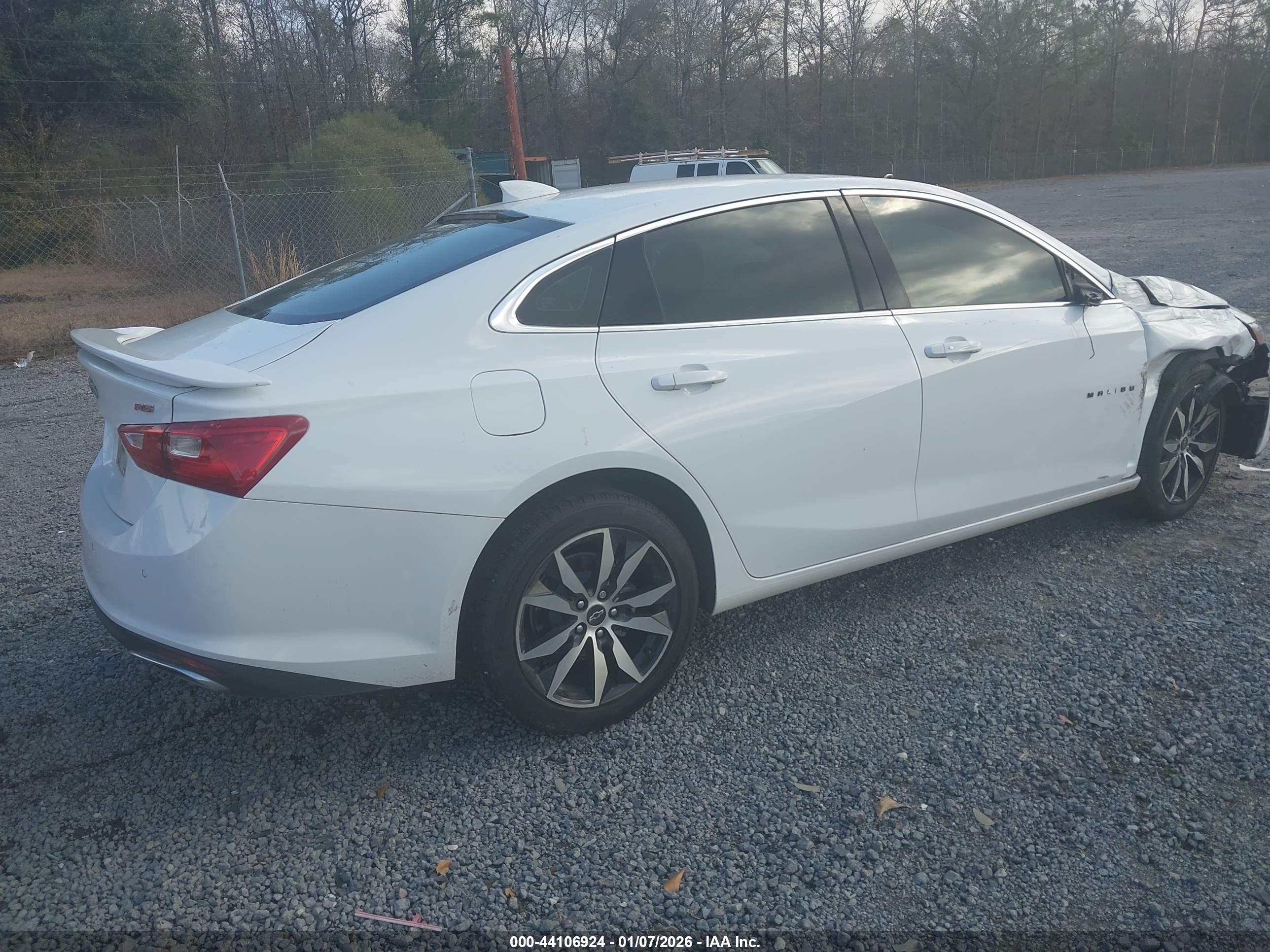 CHEVROLET MALIBU image 4