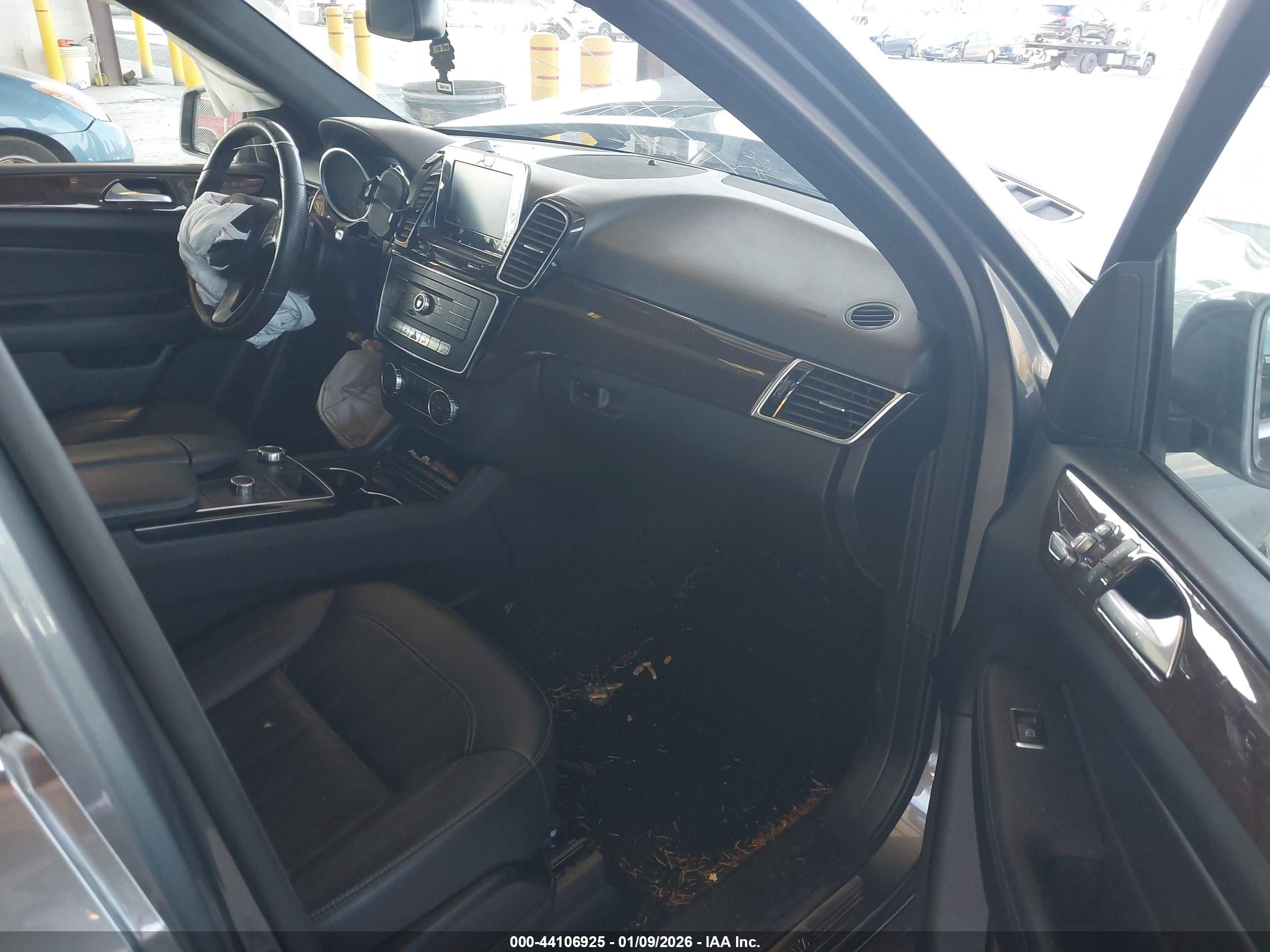 MERCEDES-BENZ GLE image 5
