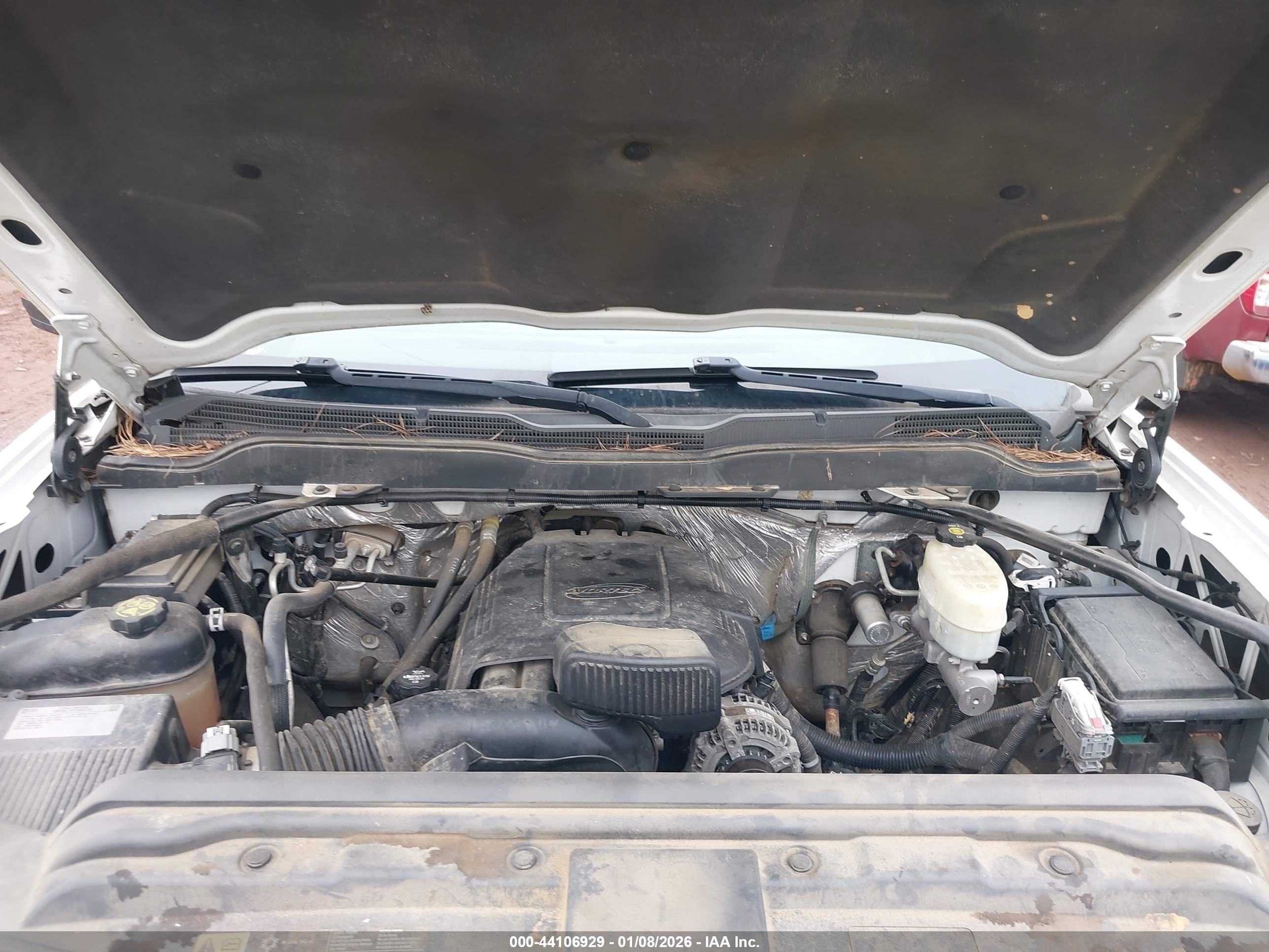 CHEVROLET SILVERADO image 10