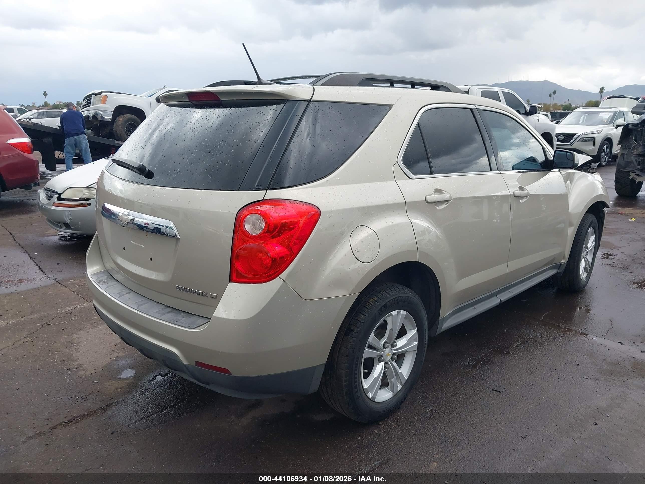 CHEVROLET EQUINOX image 4
