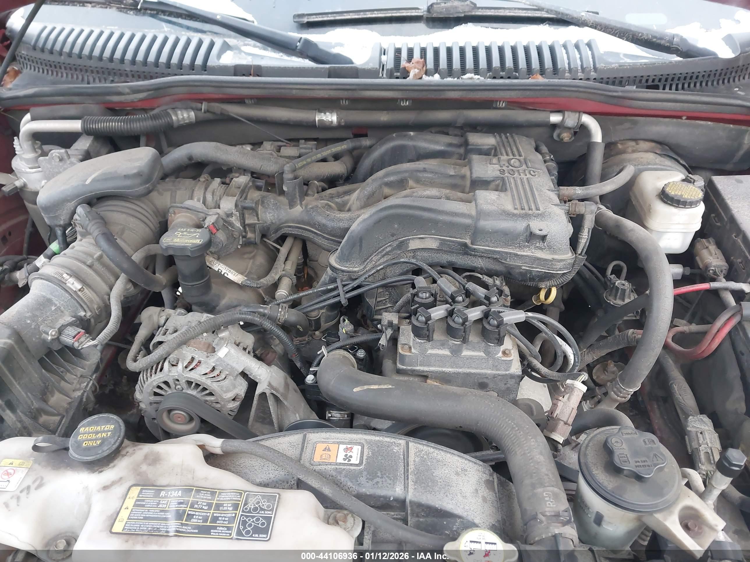 FORD EXPLORER image 10