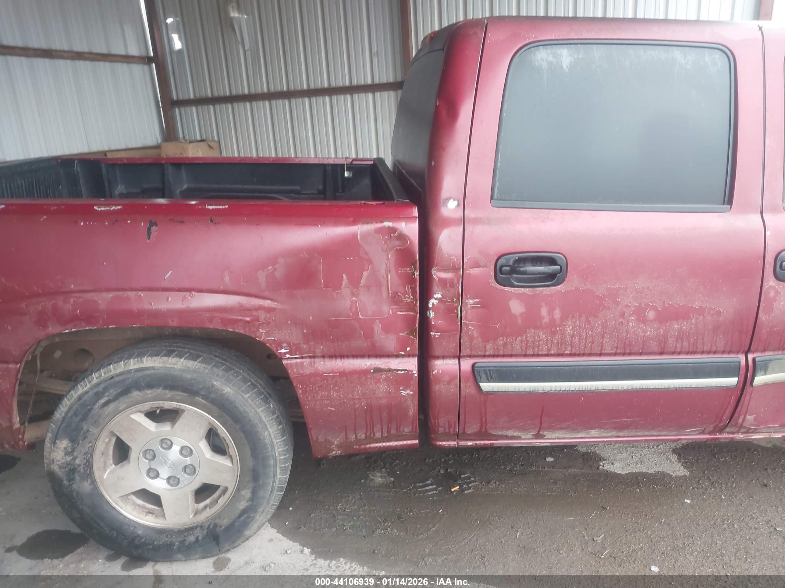 CHEVROLET SILVERADO image 6