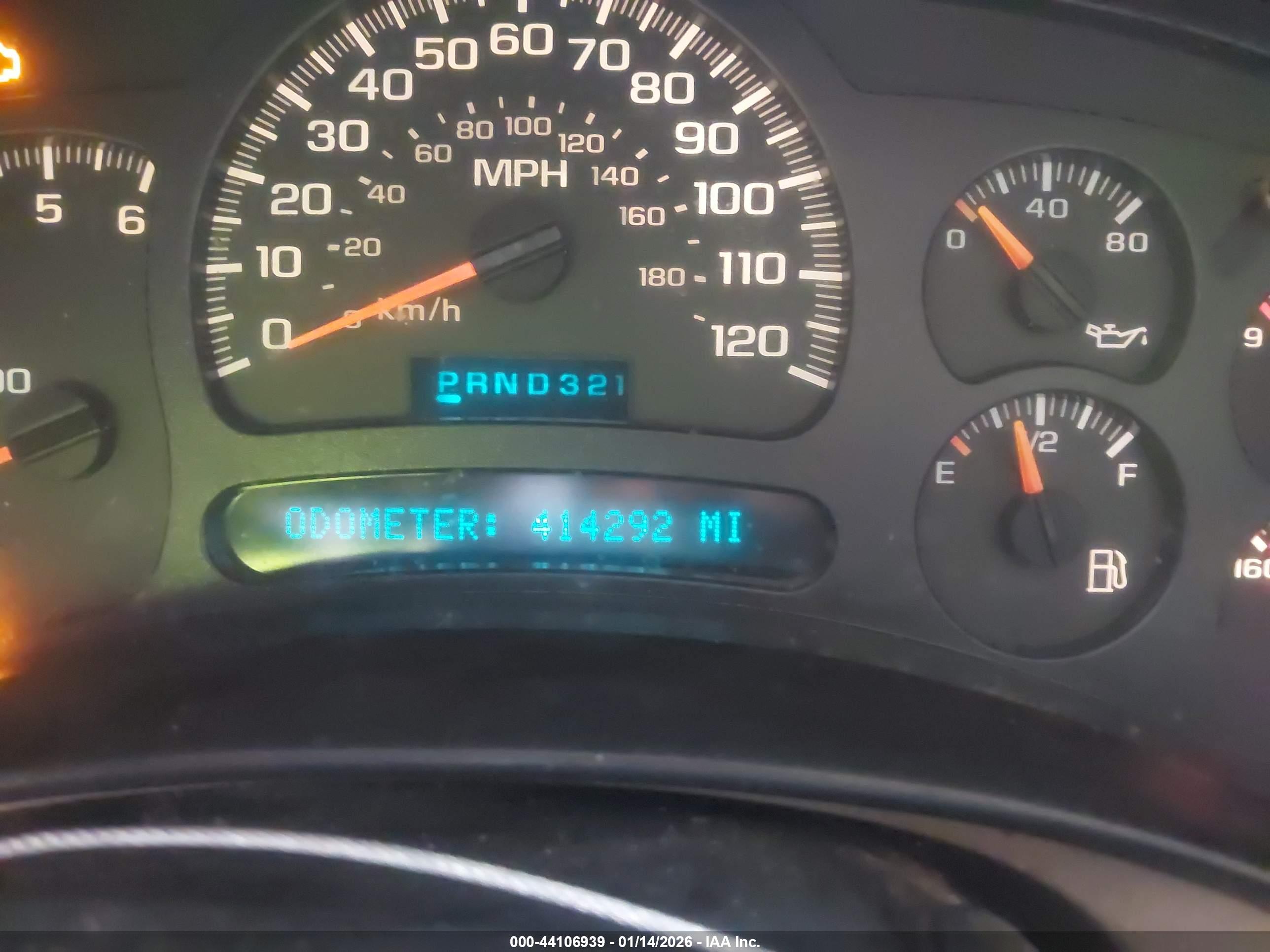 CHEVROLET SILVERADO image 7