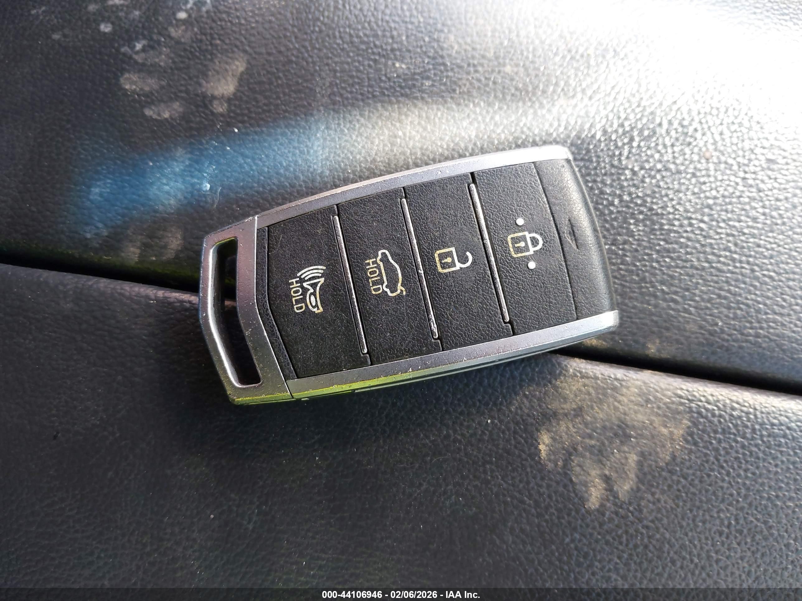 GENESIS G80 image 11