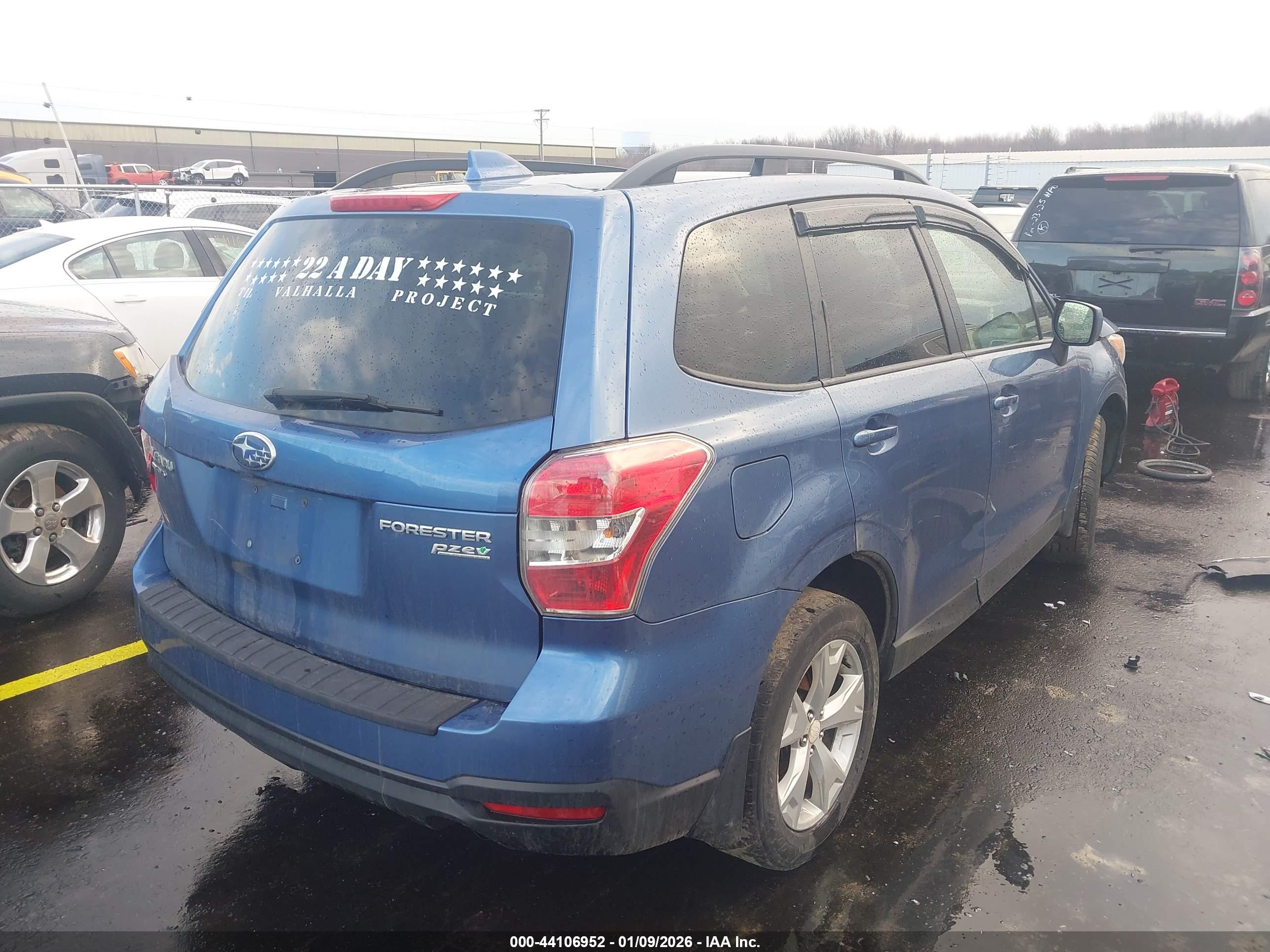 SUBARU FORESTER image 4