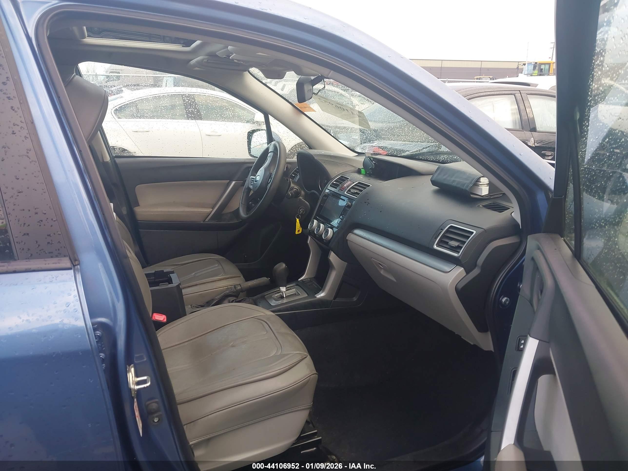 SUBARU FORESTER image 5