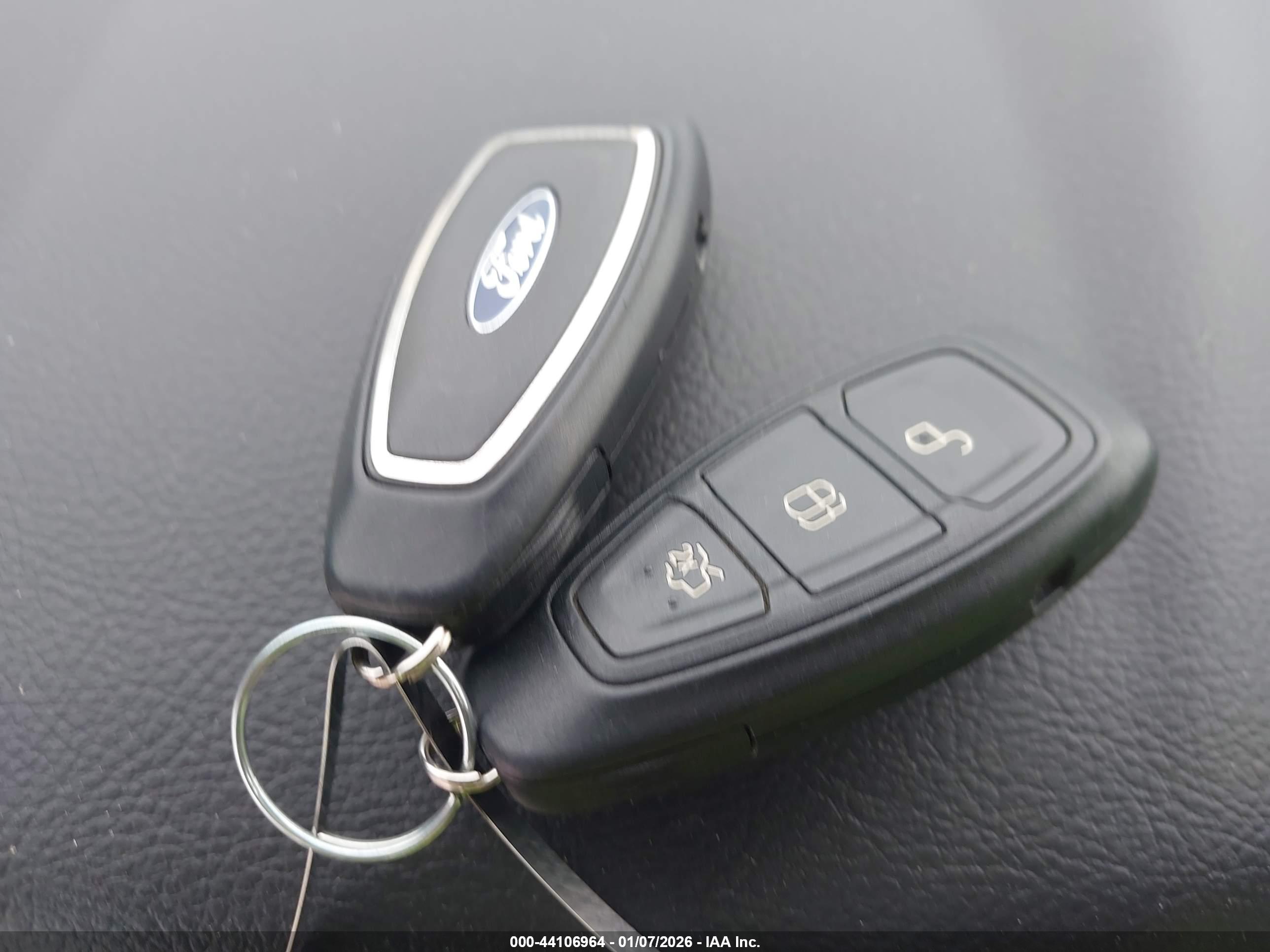 FORD FOCUS image 11