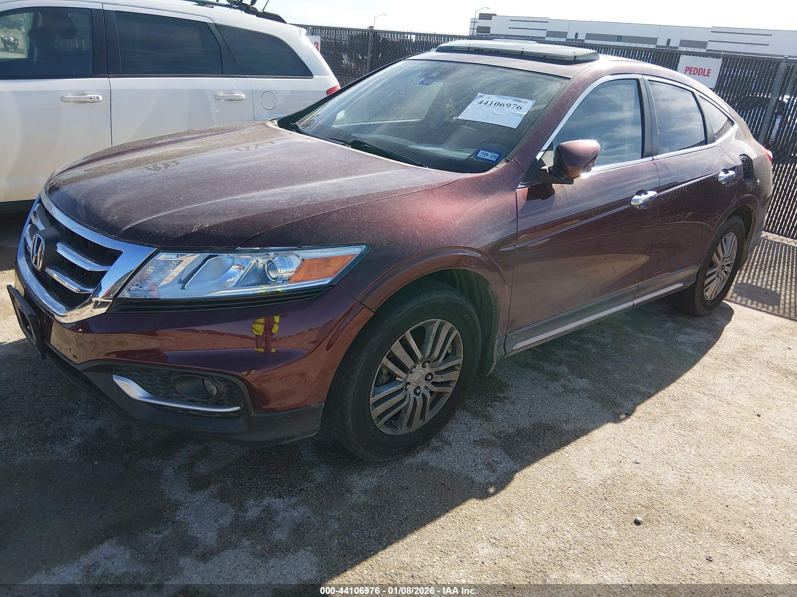 HONDA CROSSTOUR image 2