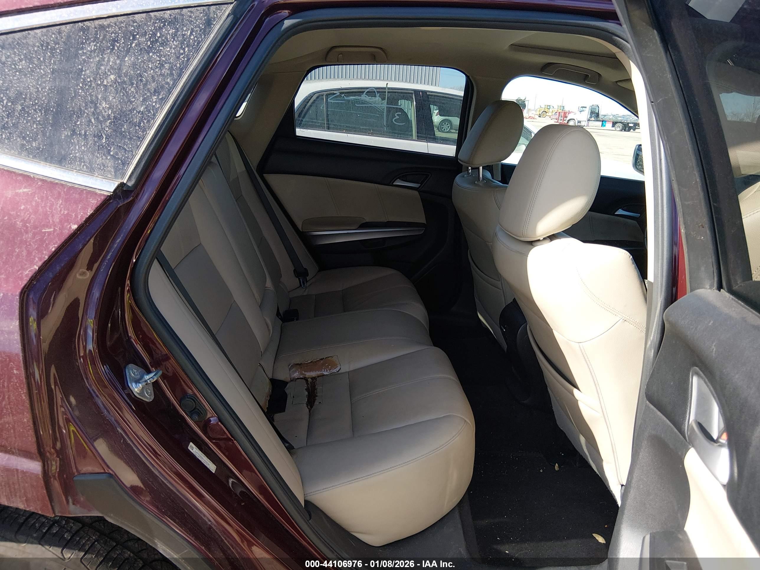 HONDA CROSSTOUR image 8
