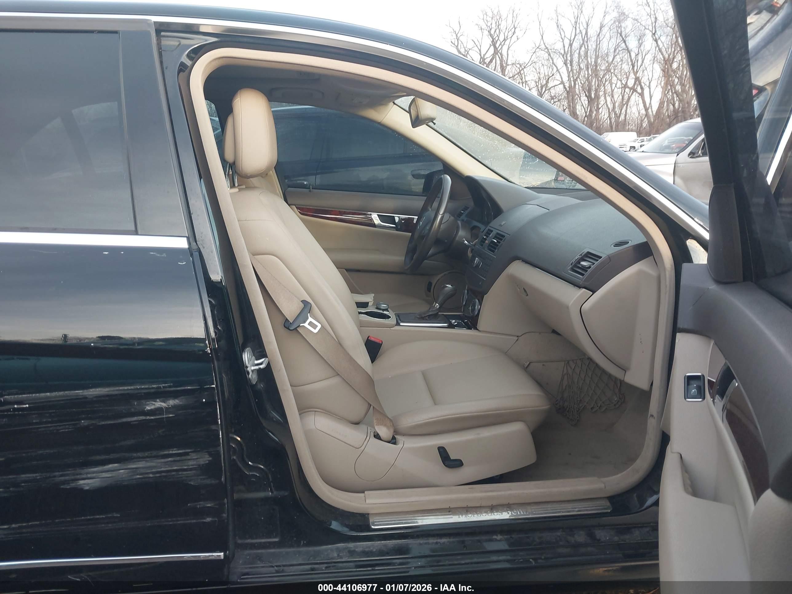 MERCEDES-BENZ C image 5