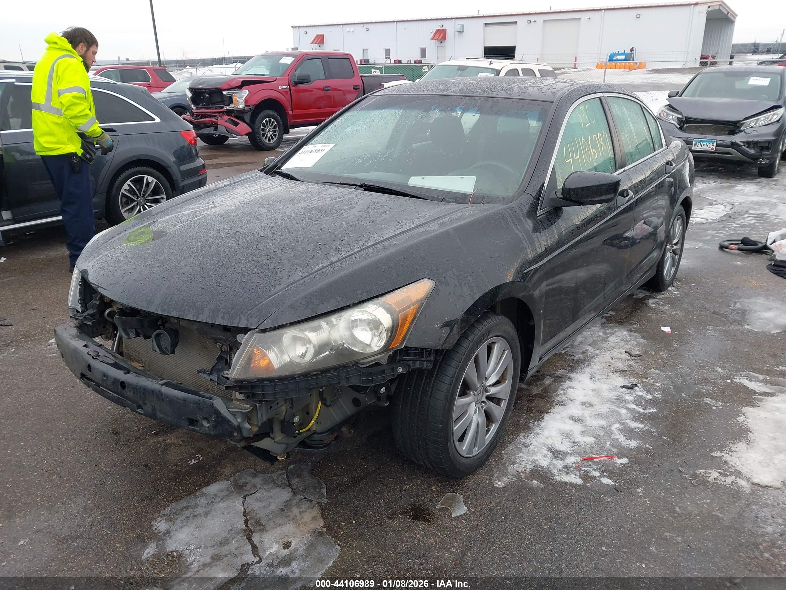HONDA ACCORD image 2