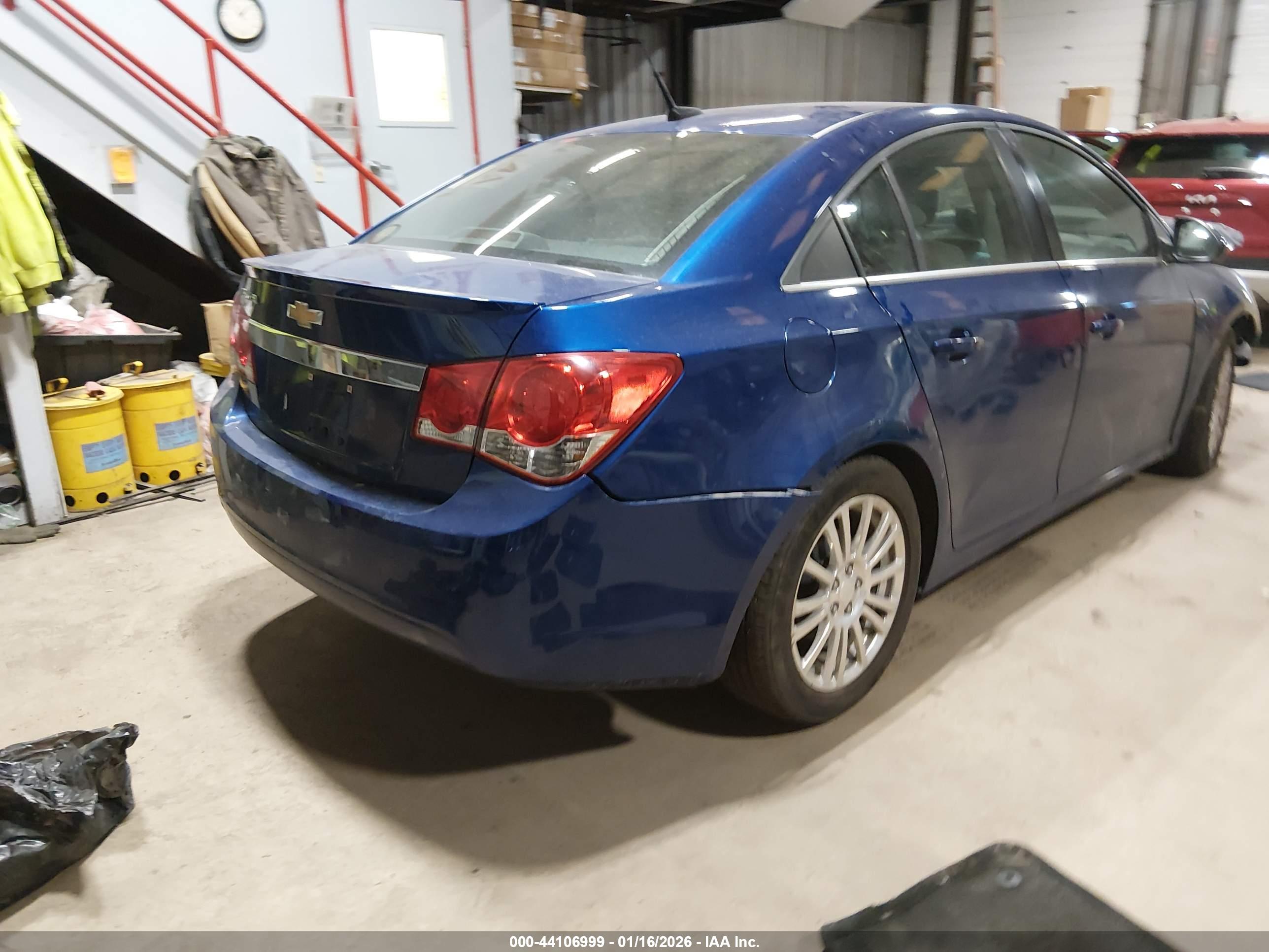 CHEVROLET CRUZE image 4