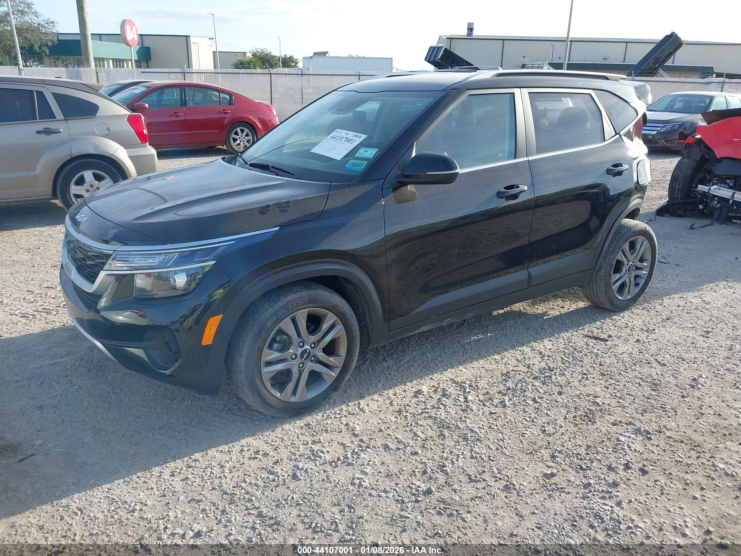 KIA SELTOS image 2