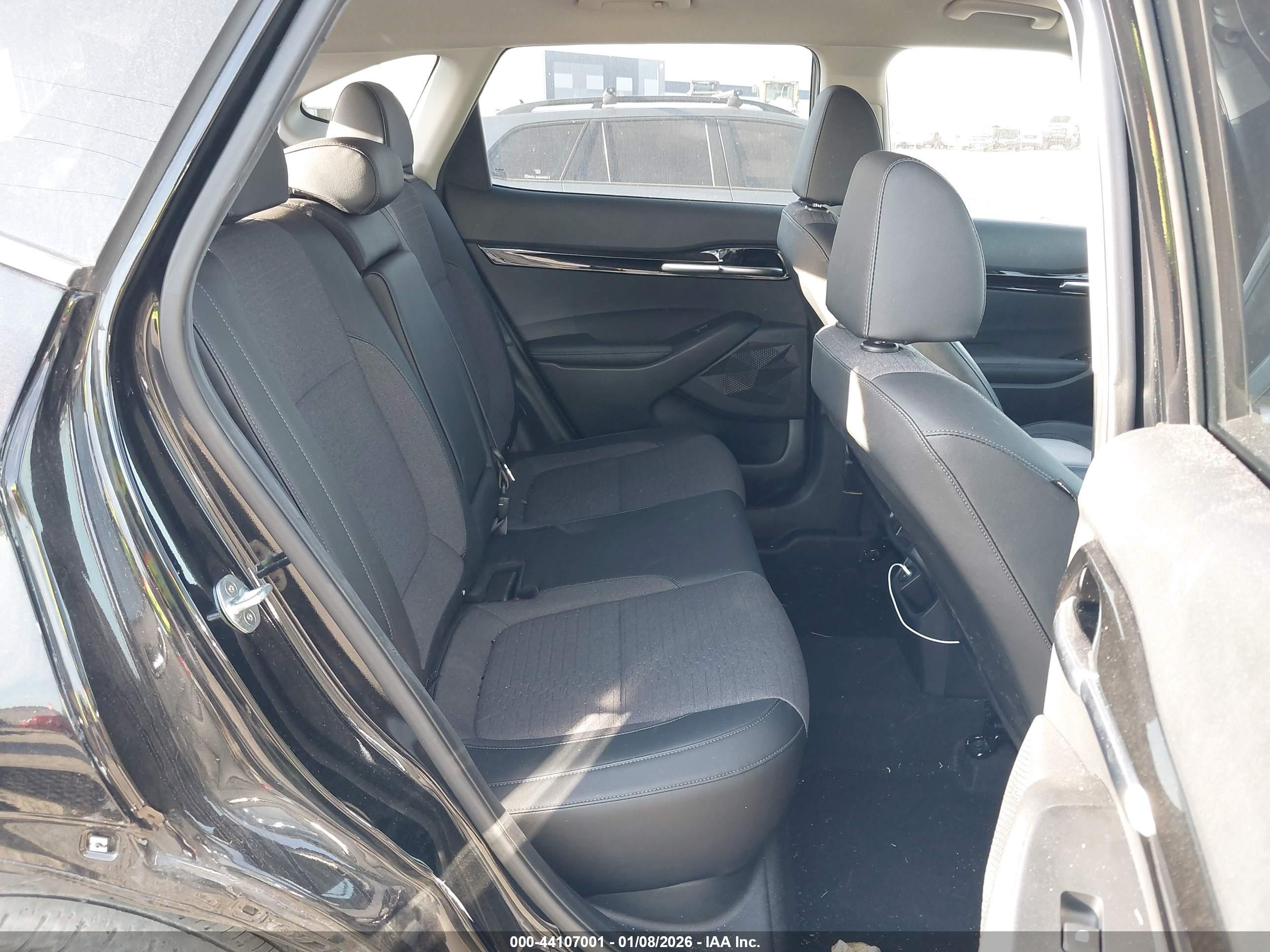 KIA SELTOS image 8