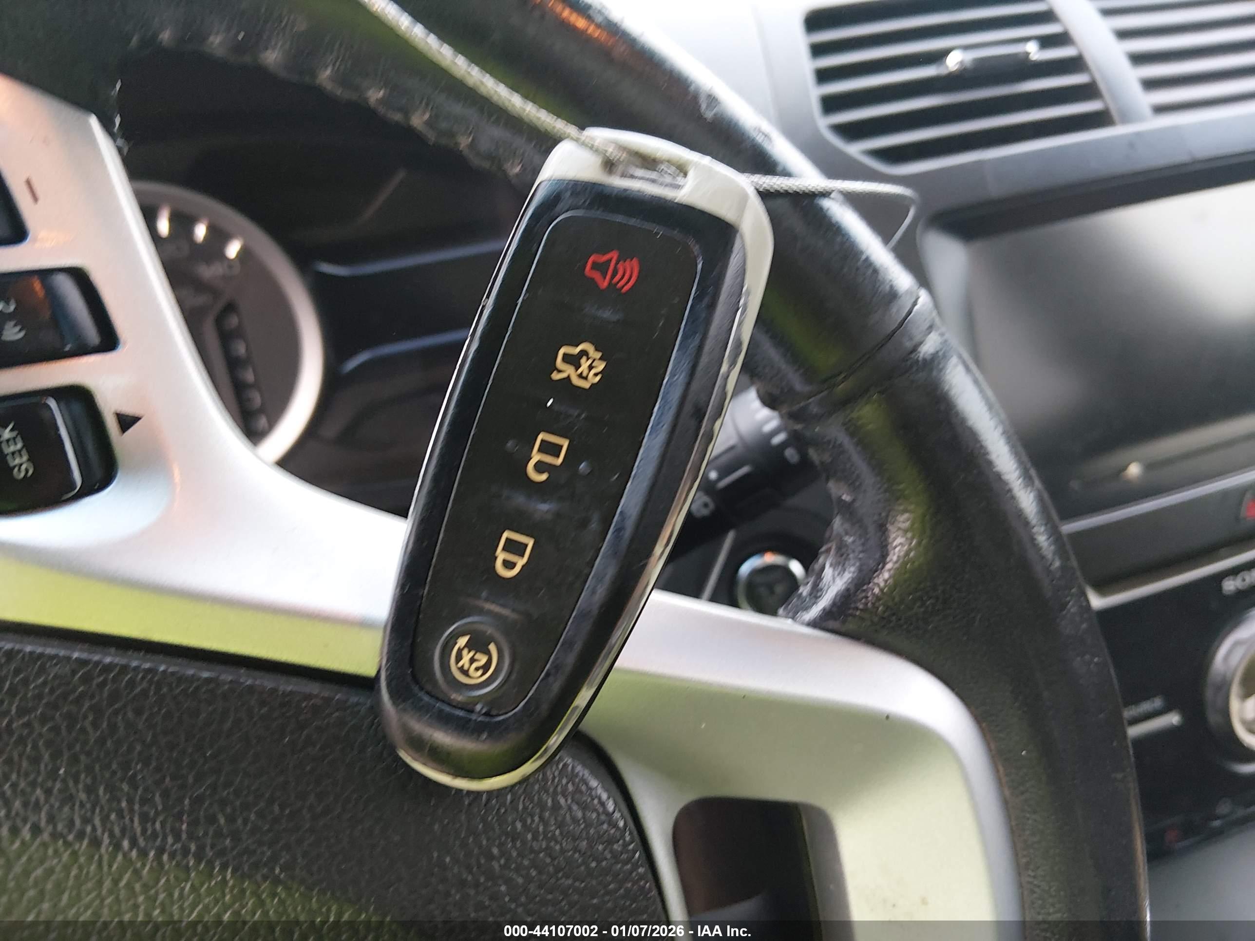 FORD EXPLORER image 11