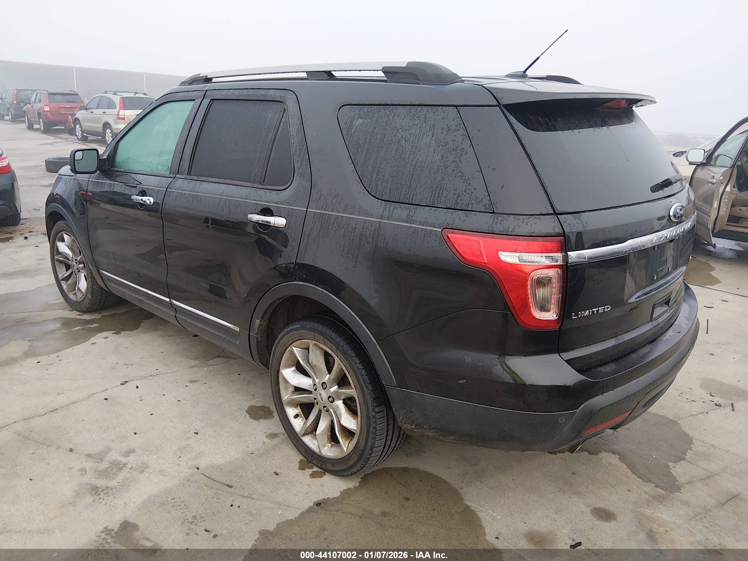 FORD EXPLORER image 3