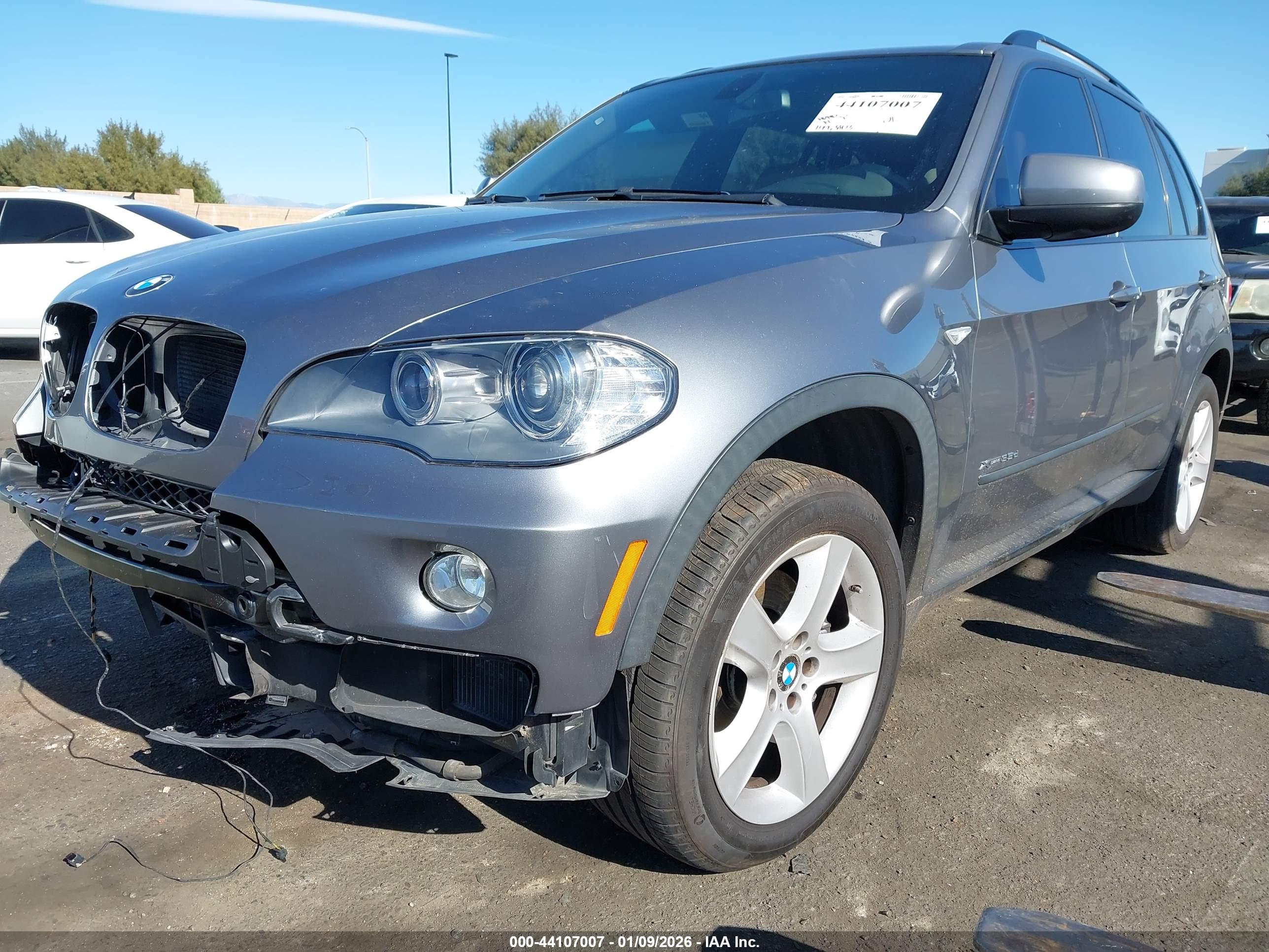 BMW X5 image 2