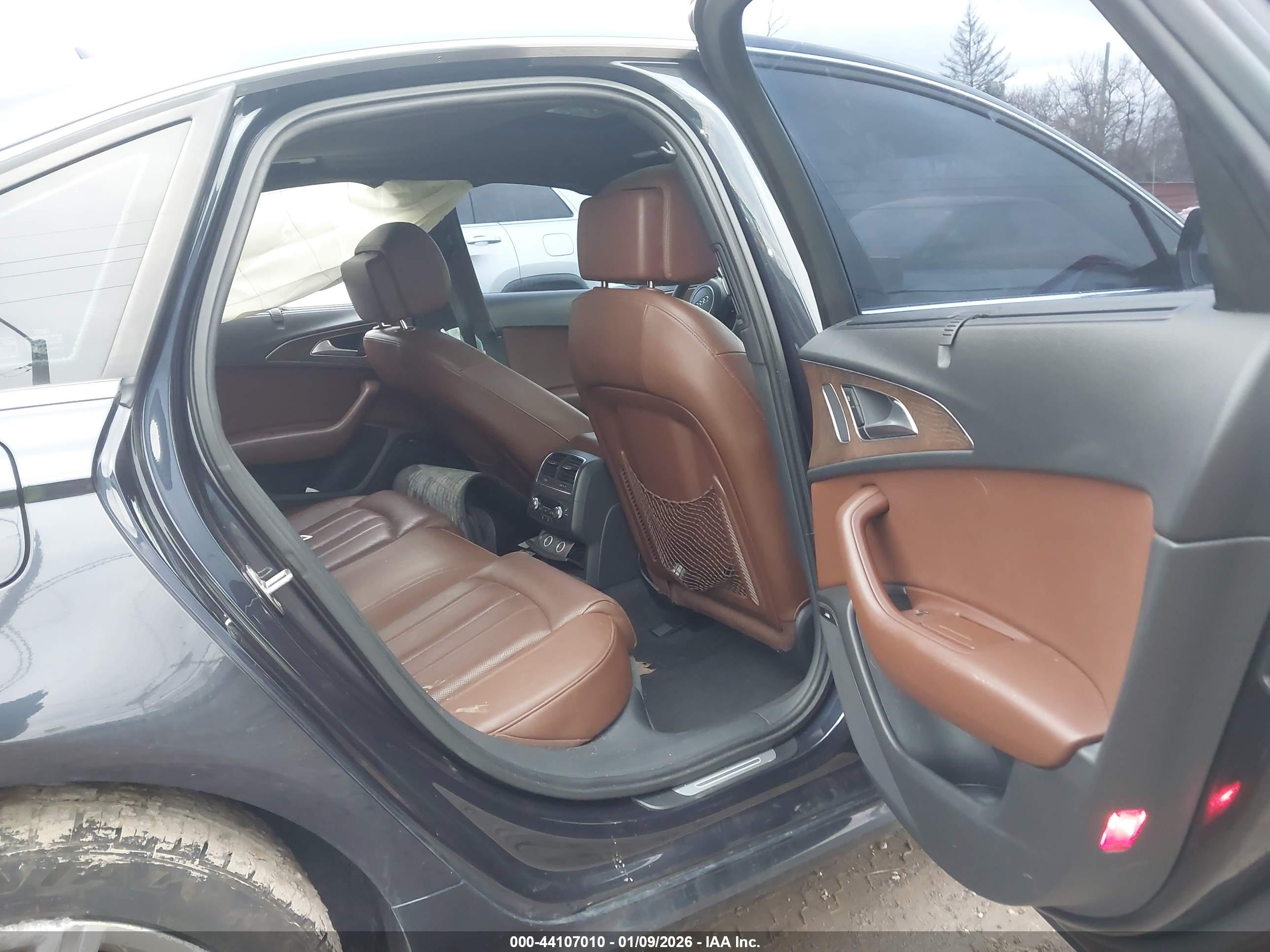 AUDI A6 image 8