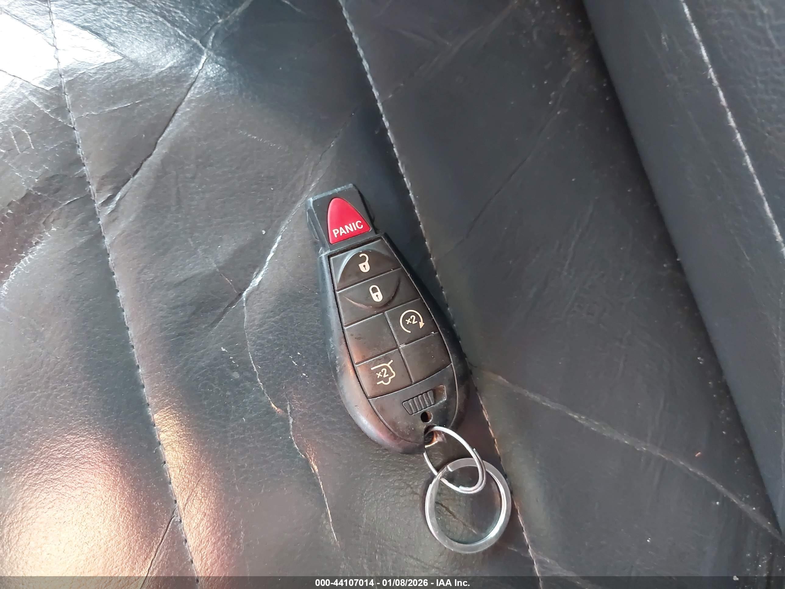 JEEP COMMANDER image 11